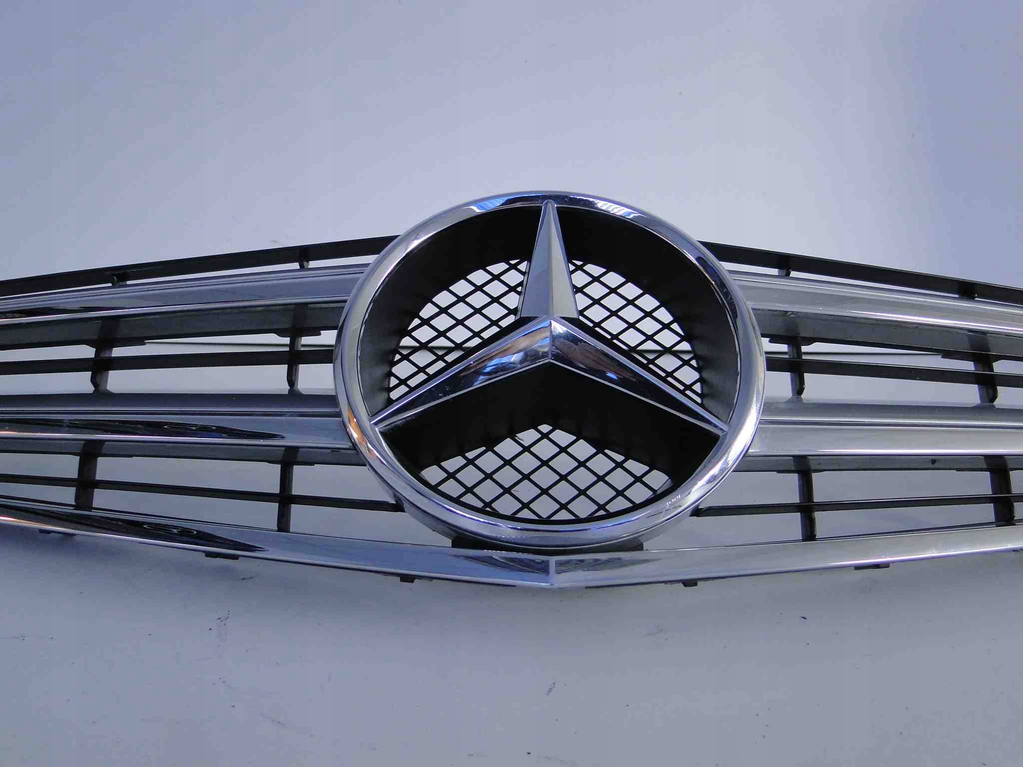MERCEDES E KLASA 207 COUPE CABRIO GRILL ATRAPA Producent części Mercedes-Benz OE