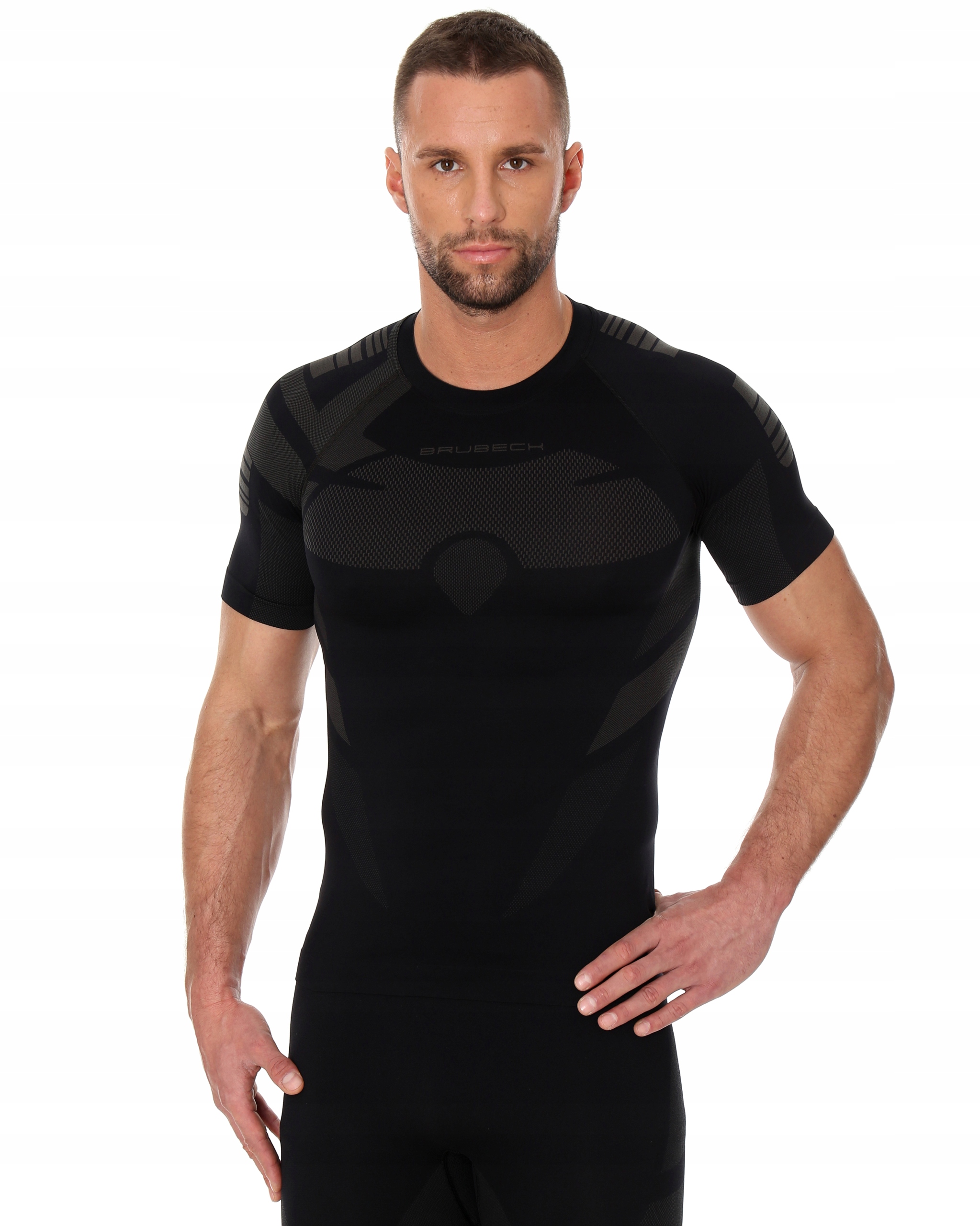 BRUBECK DRY MĘSKA ODDYCHAJĄCA KOSZULKA W GÓRY -2XL Rękaw krótki rękaw