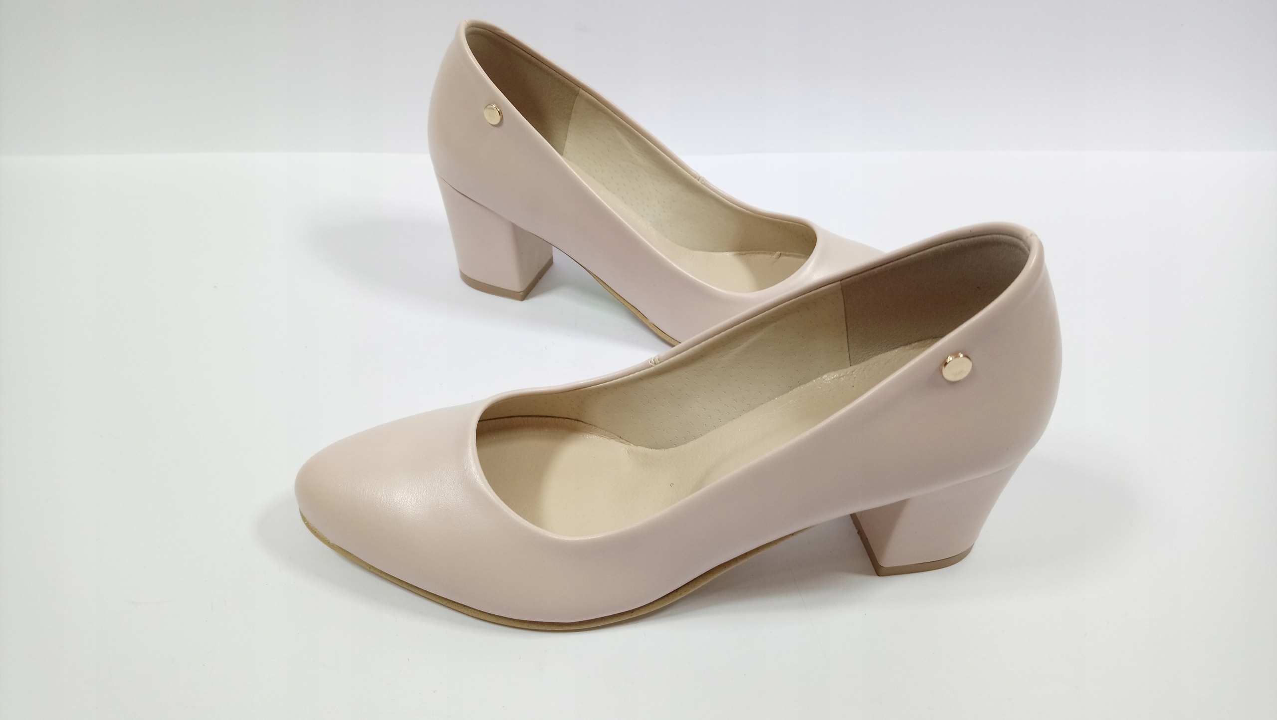 Ivbut 691 lodičky Polské j. růžové 36 Kůže Vnitřní