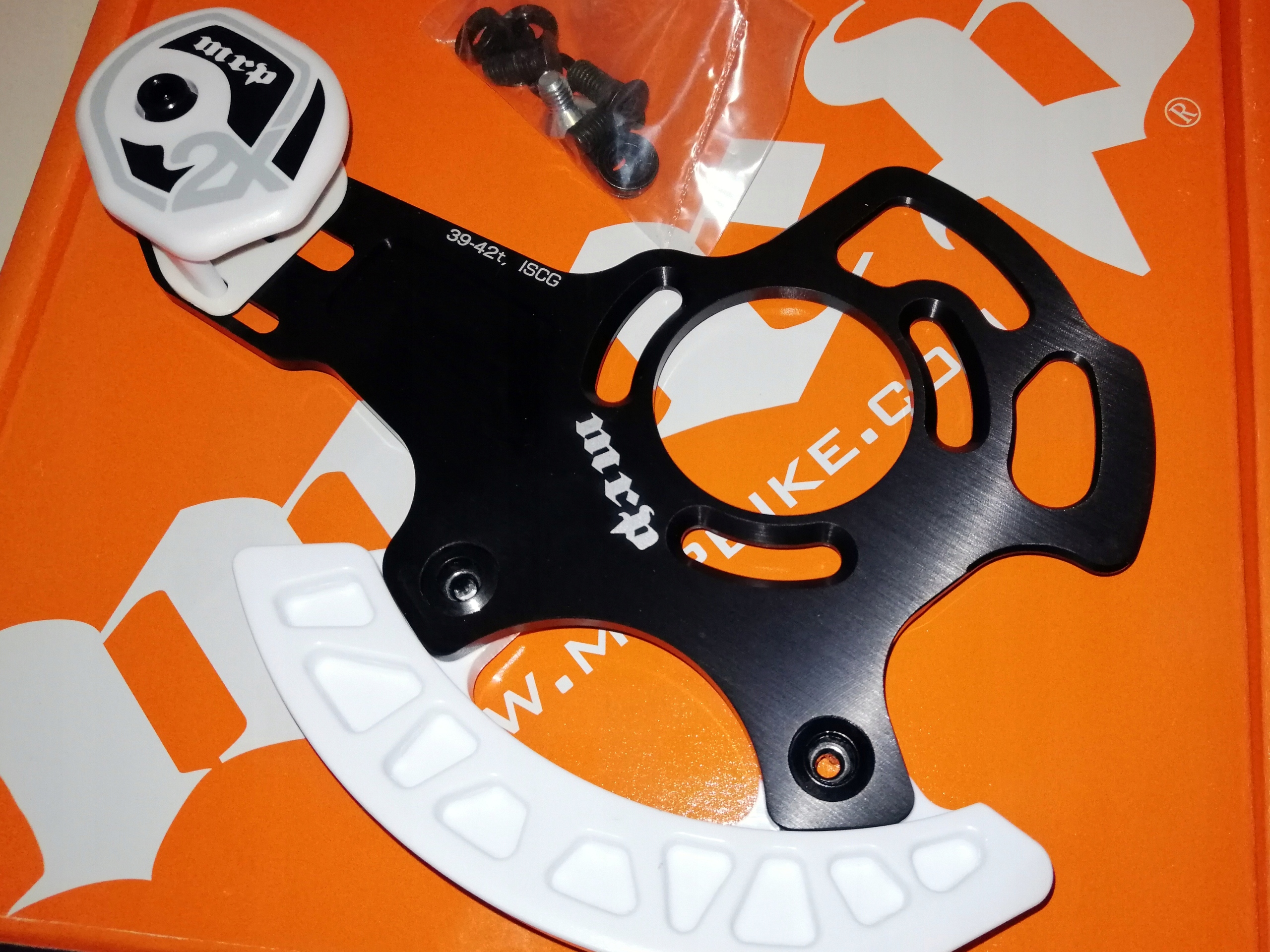 NAPINACZ MRP 2x 39-42T ISCG BIAŁY -60% CENY Marka MRP