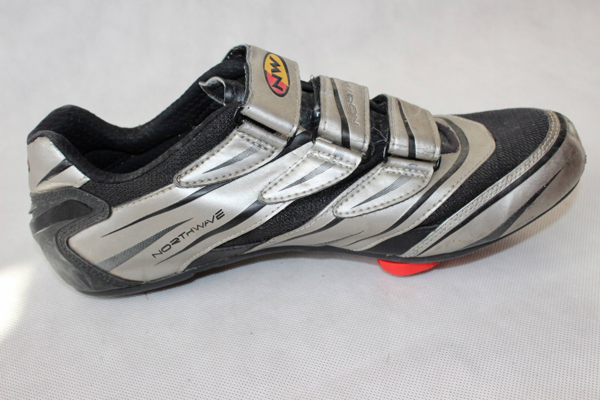 BUTY ROWEROWE 185 NORTHWAVE rozm. 46 Kod producenta 185