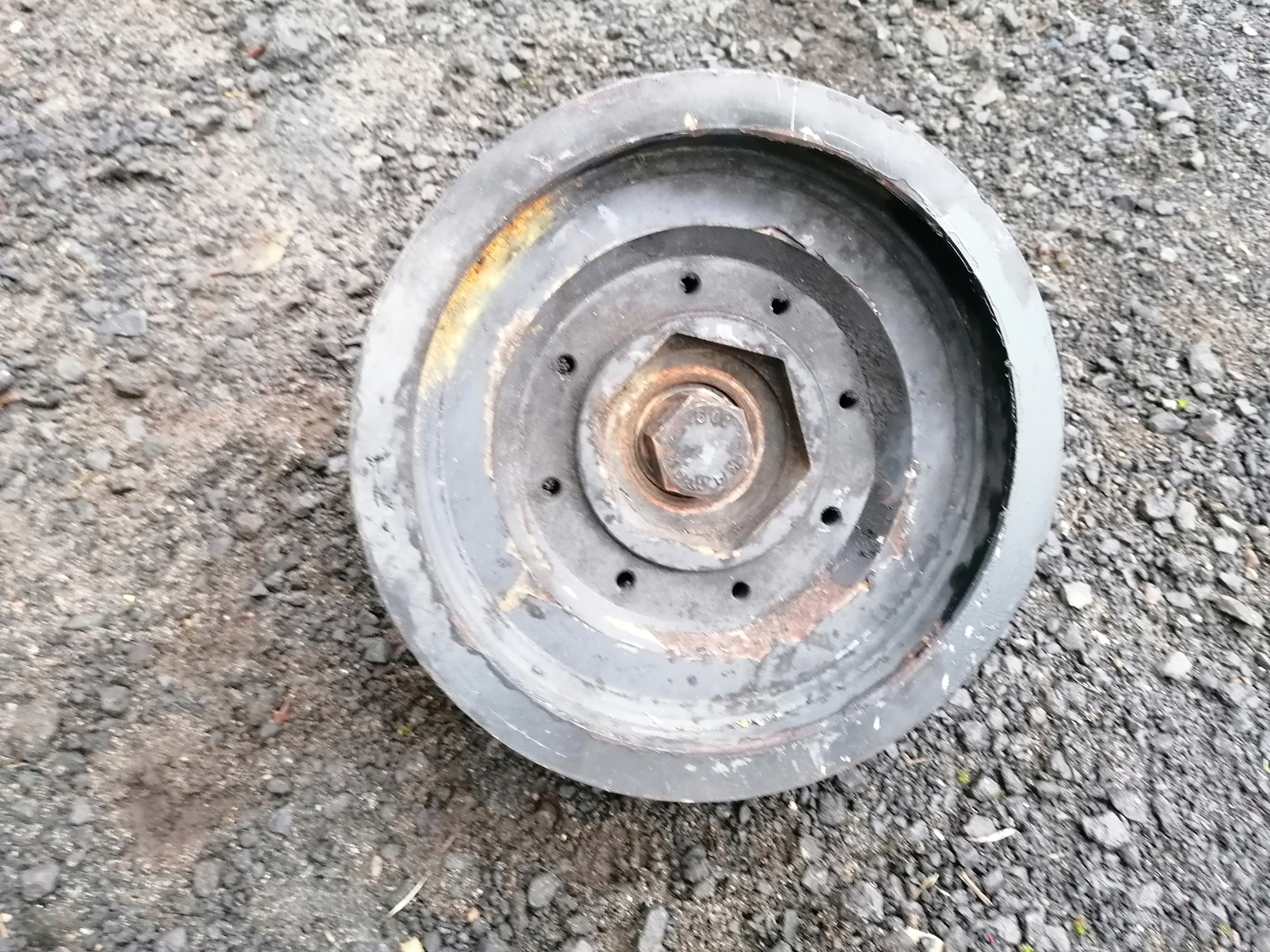 DEUTZ BF4L913 ШКИВ