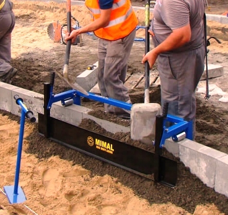 Szalunek ślizgowy brukarski do krawężników MIMAL Marka Mimal