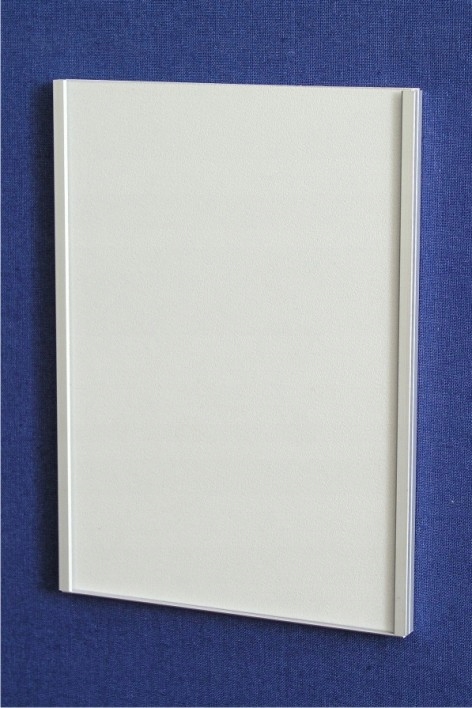 

Kieszenie aluminiowe na wsuw, tabliczka drzwi A4