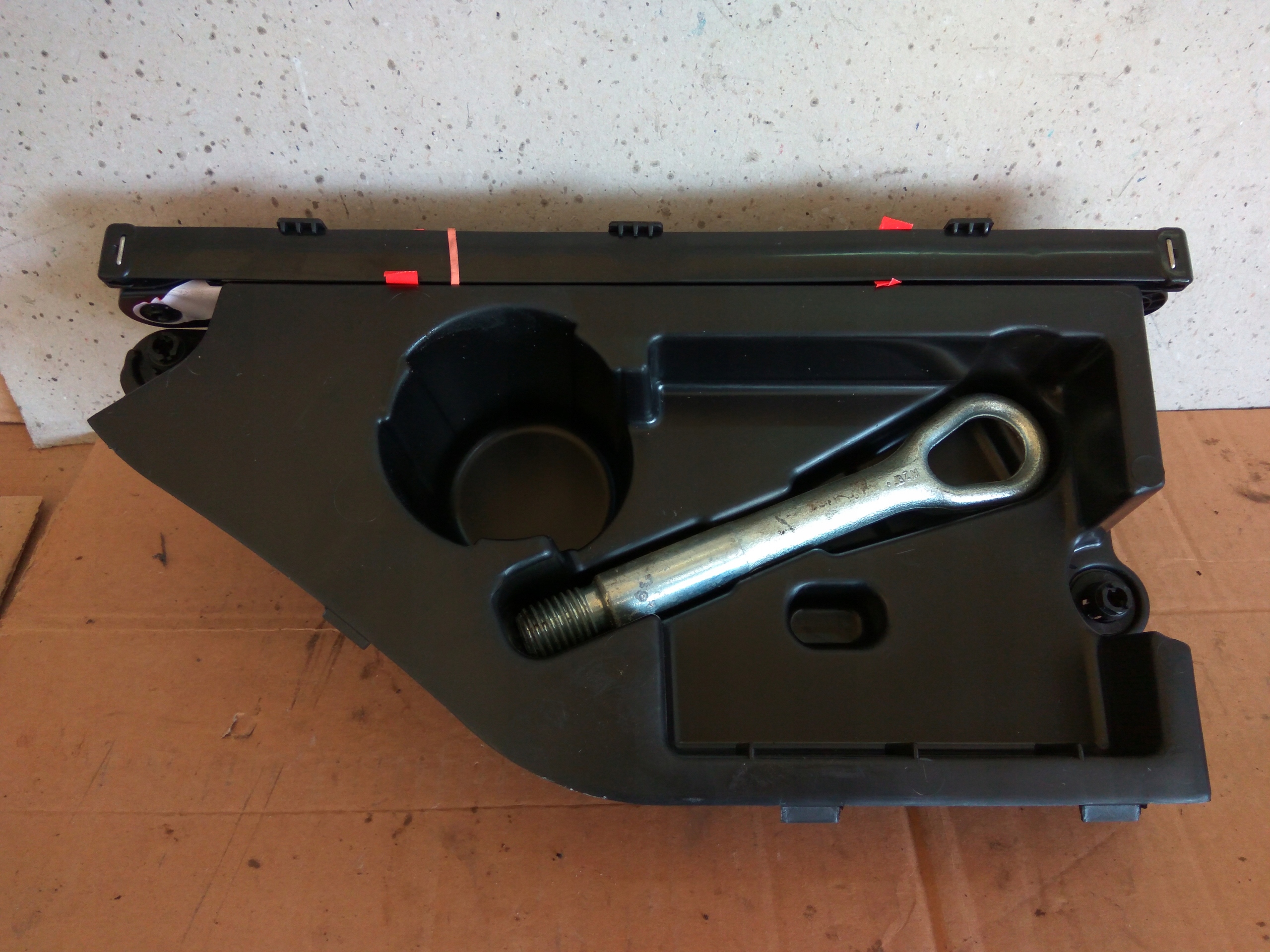 Мерседес W176 картридж ухо треугольник