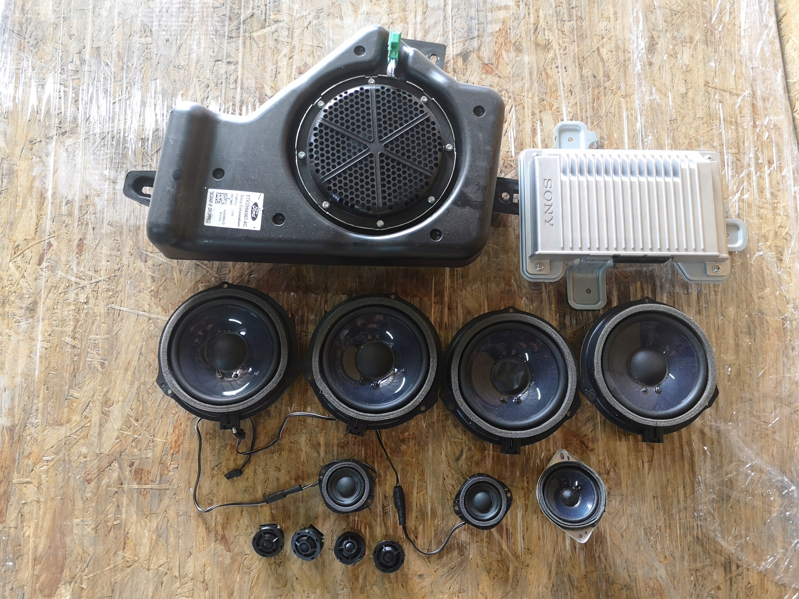 FORD EDGE ДИНАМИКИ УСИЛИТЕЛЬ SONY