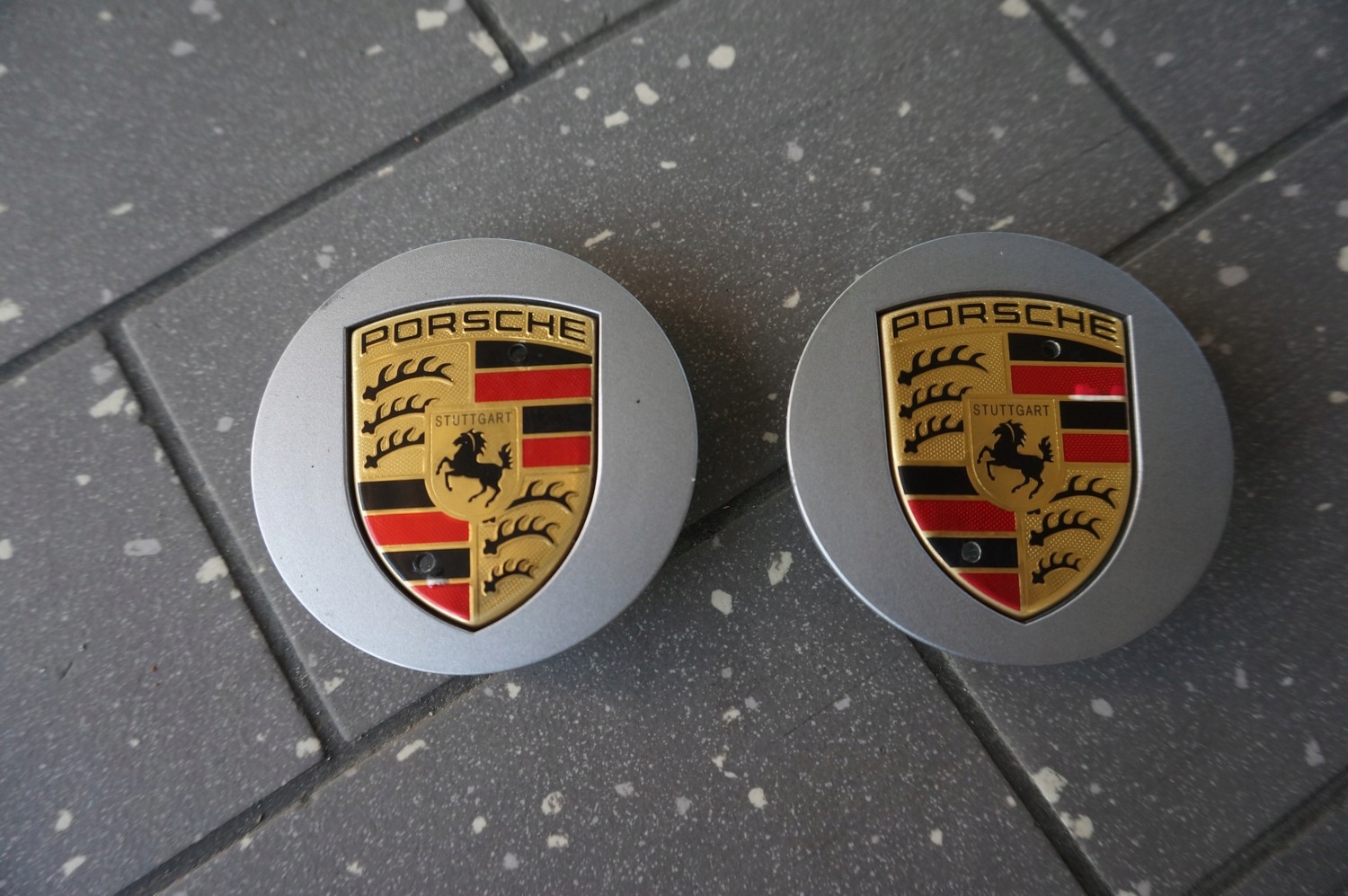 КРИШКА КАПОТА PORSCHE 911 CAYENNE КОЛЬОРОВА