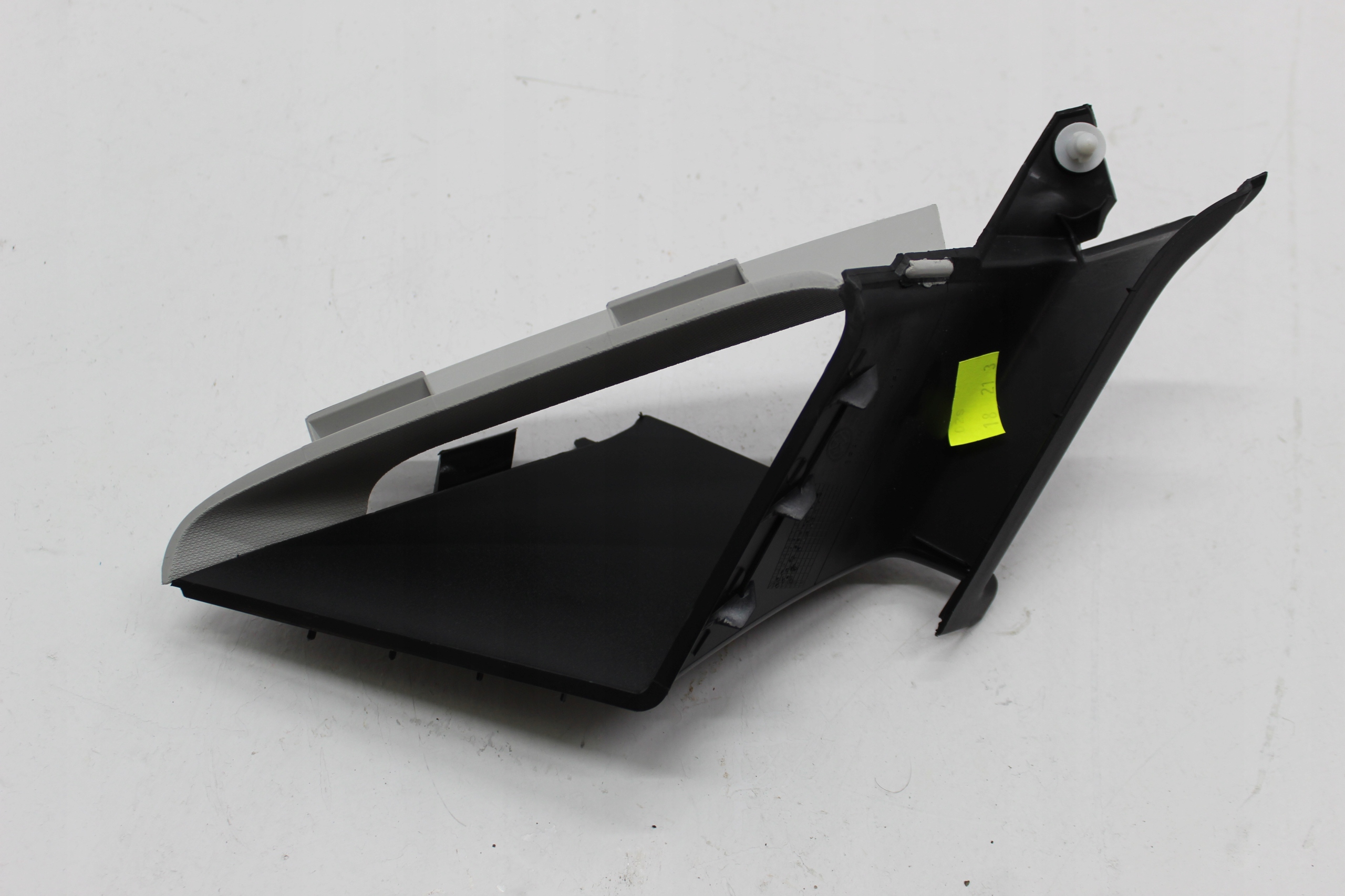 VW GOLF 7 VARIANT OSŁONA SŁUPKA 5G0868143B