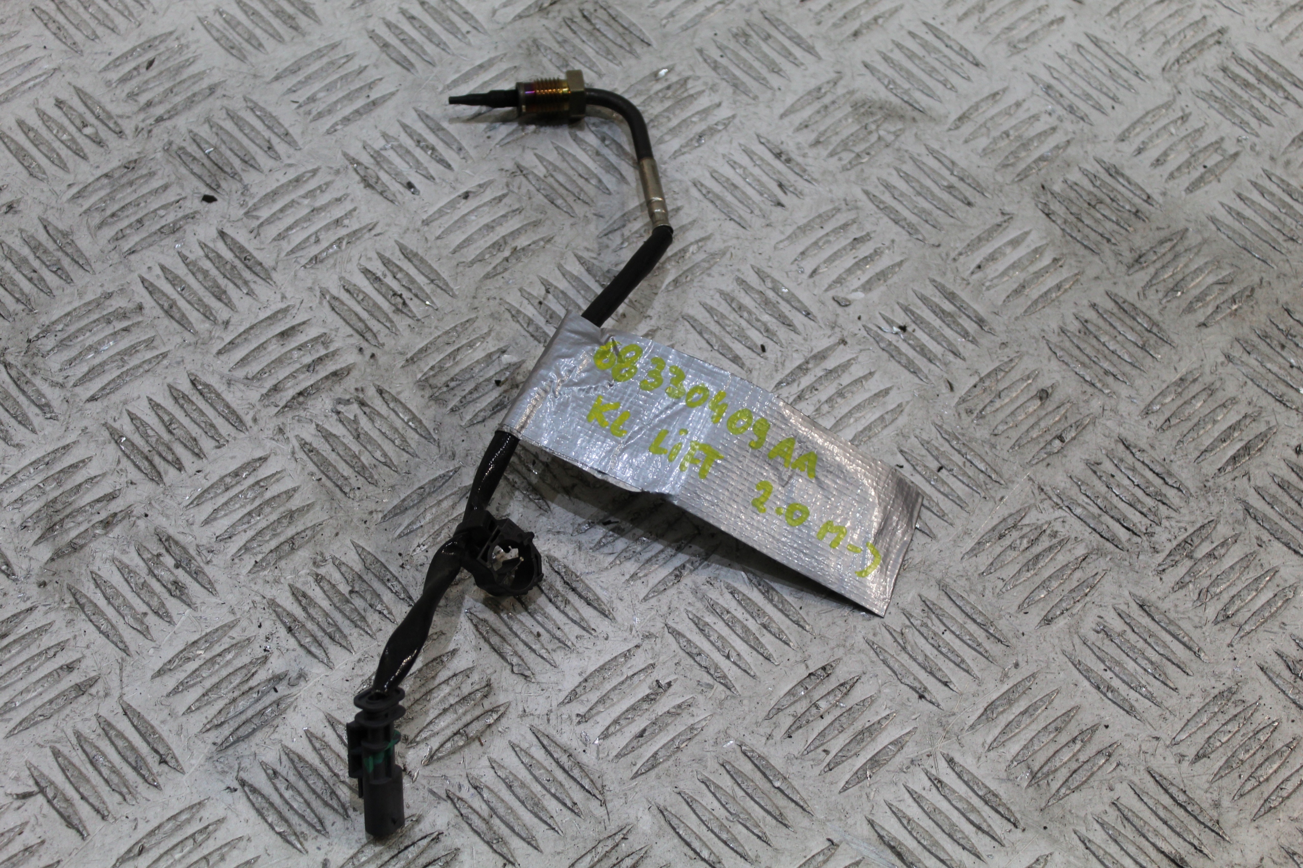 CZUJNIK TEMPERATURY SPALIN JEEP CHEROKEE KL LIFT