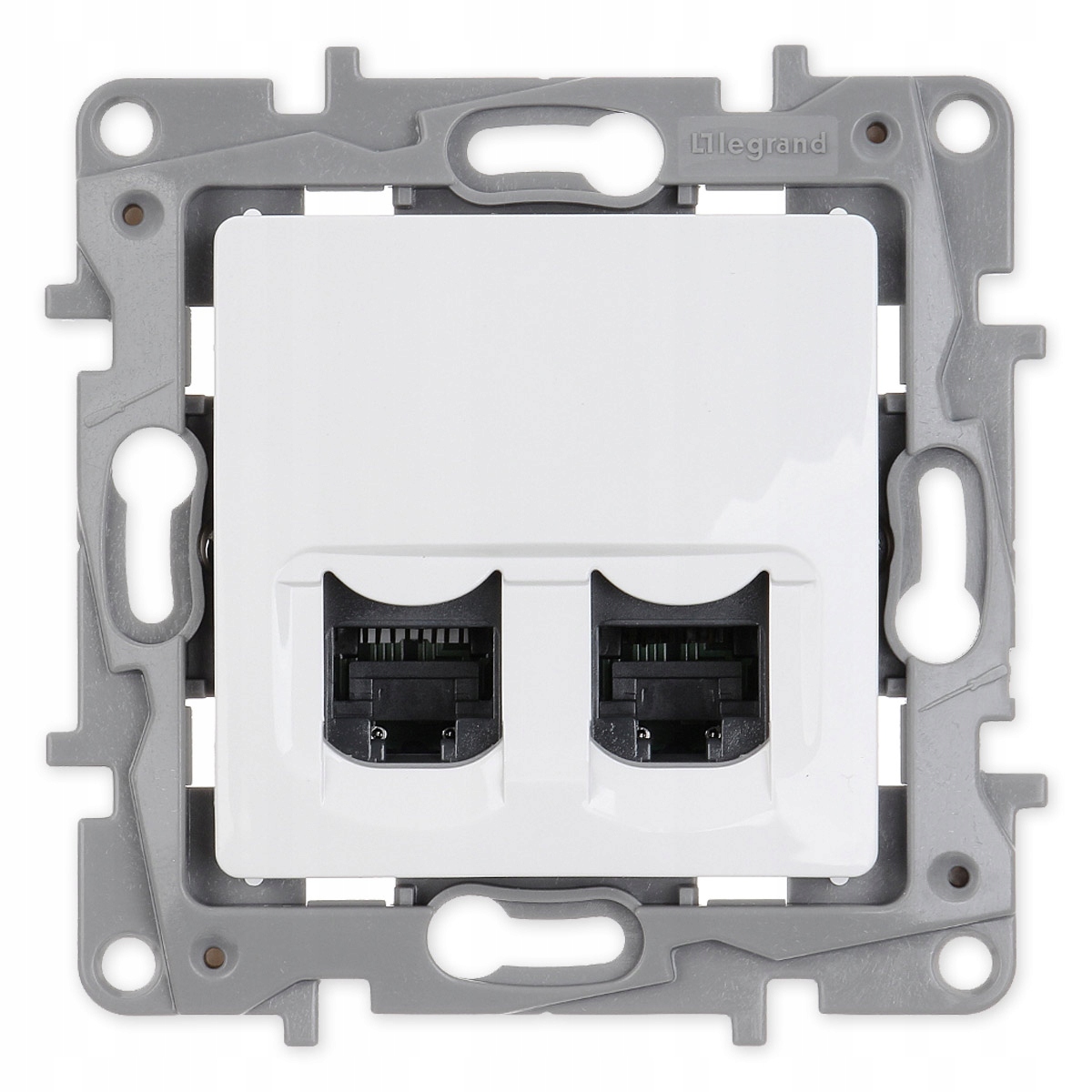 

Legrand Niloe Gniazdo komp podw Stp białe 664776