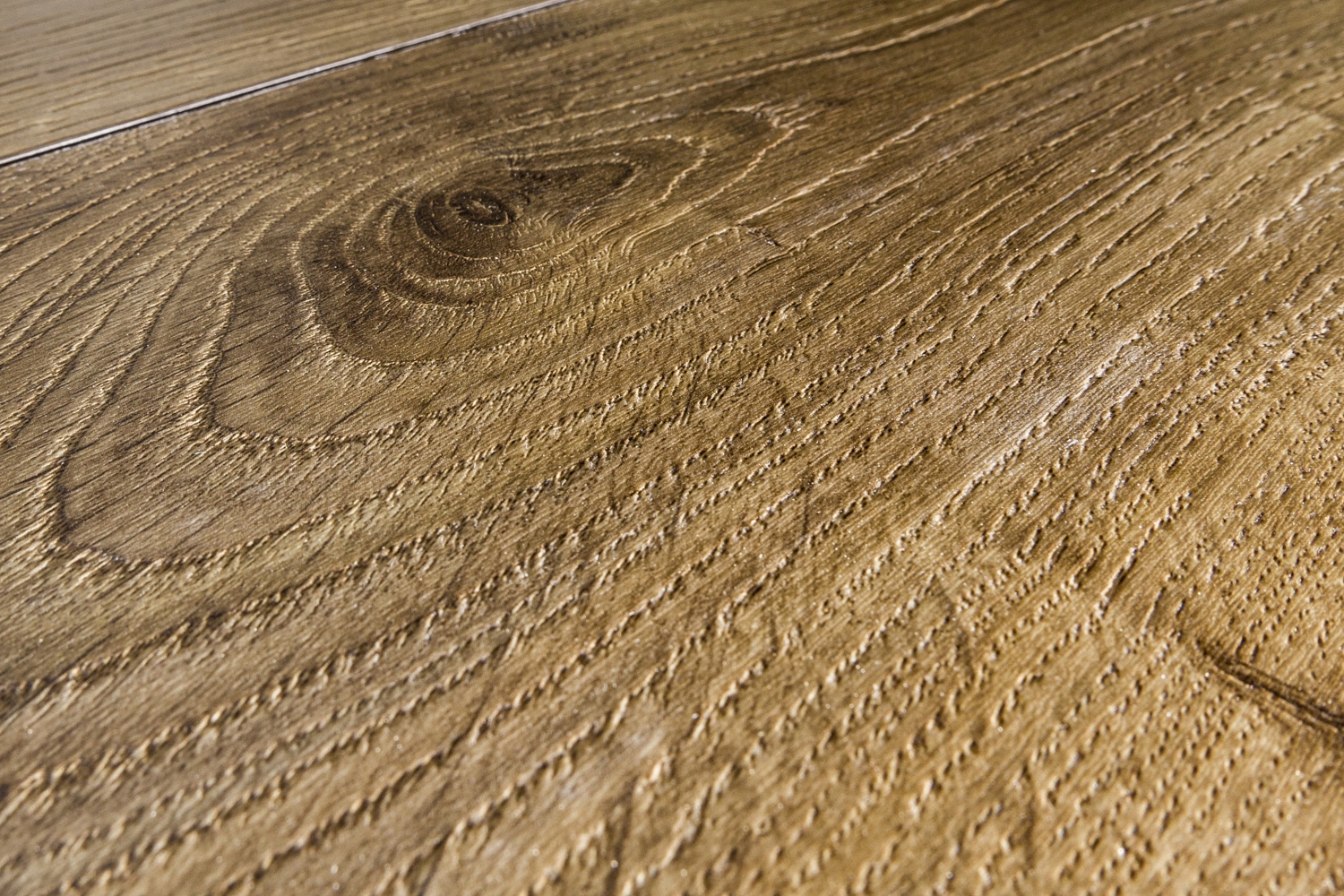 PANELE PODŁOGOWE KRONOTEX MAMMUT AC5 12MM Szerokość produktu 18.8 cm