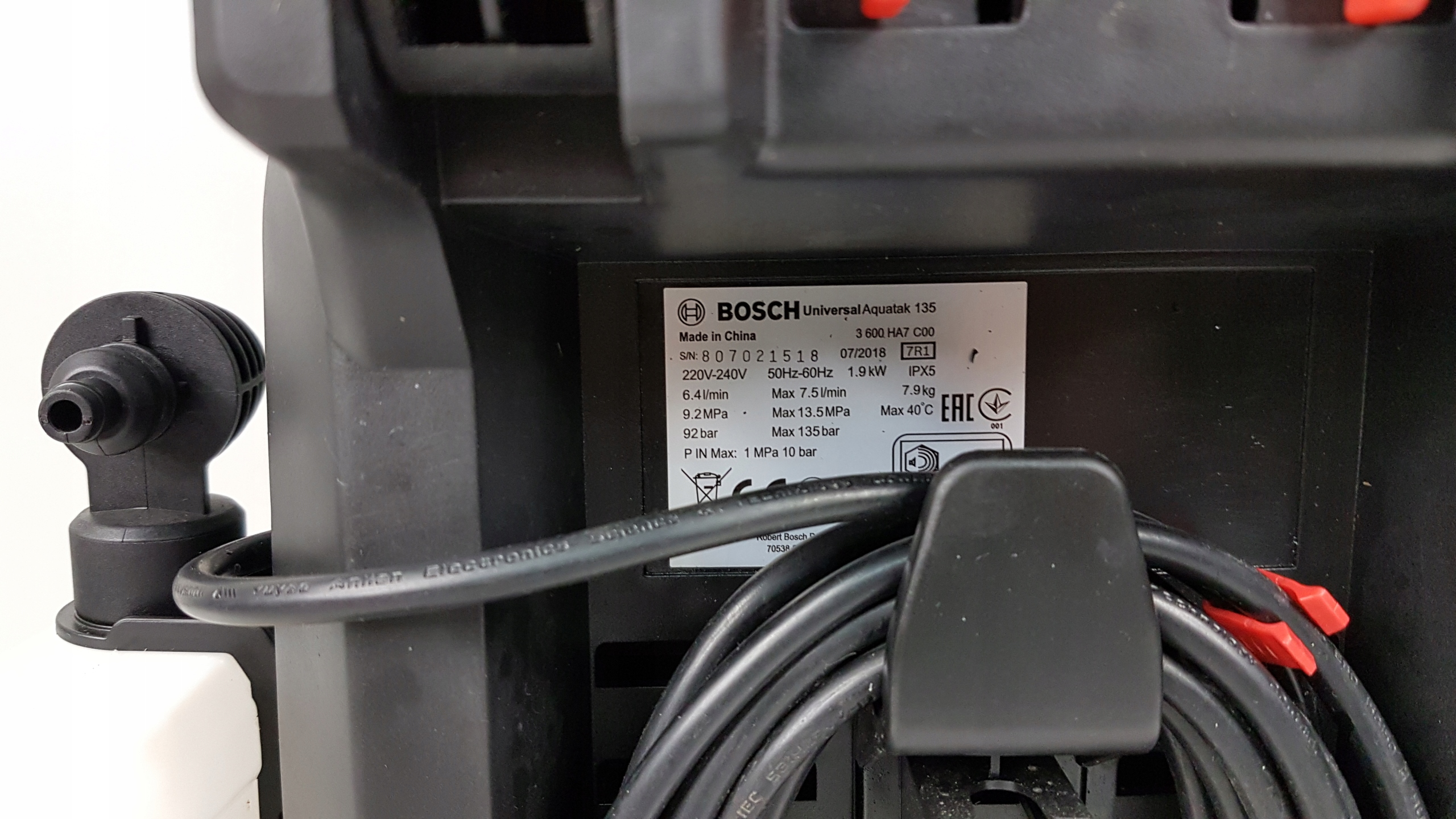 Myjka Ciśnieniowa BOSCH UniversalAquatak 135 bar EAN (GTIN) 3165140883795