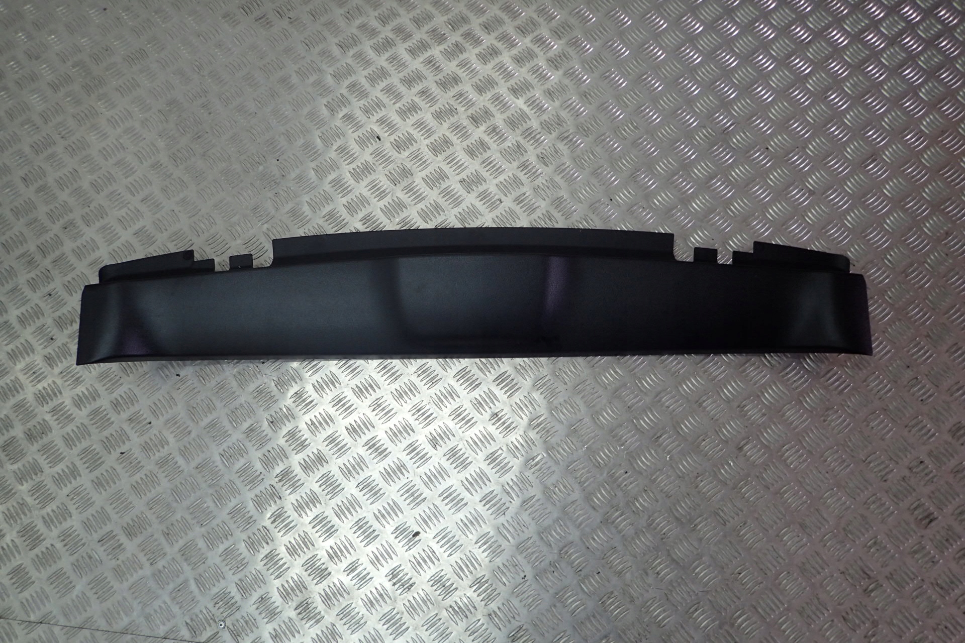 MERCEDES C W205 PLASTIK MASKOWNICA A2057700080