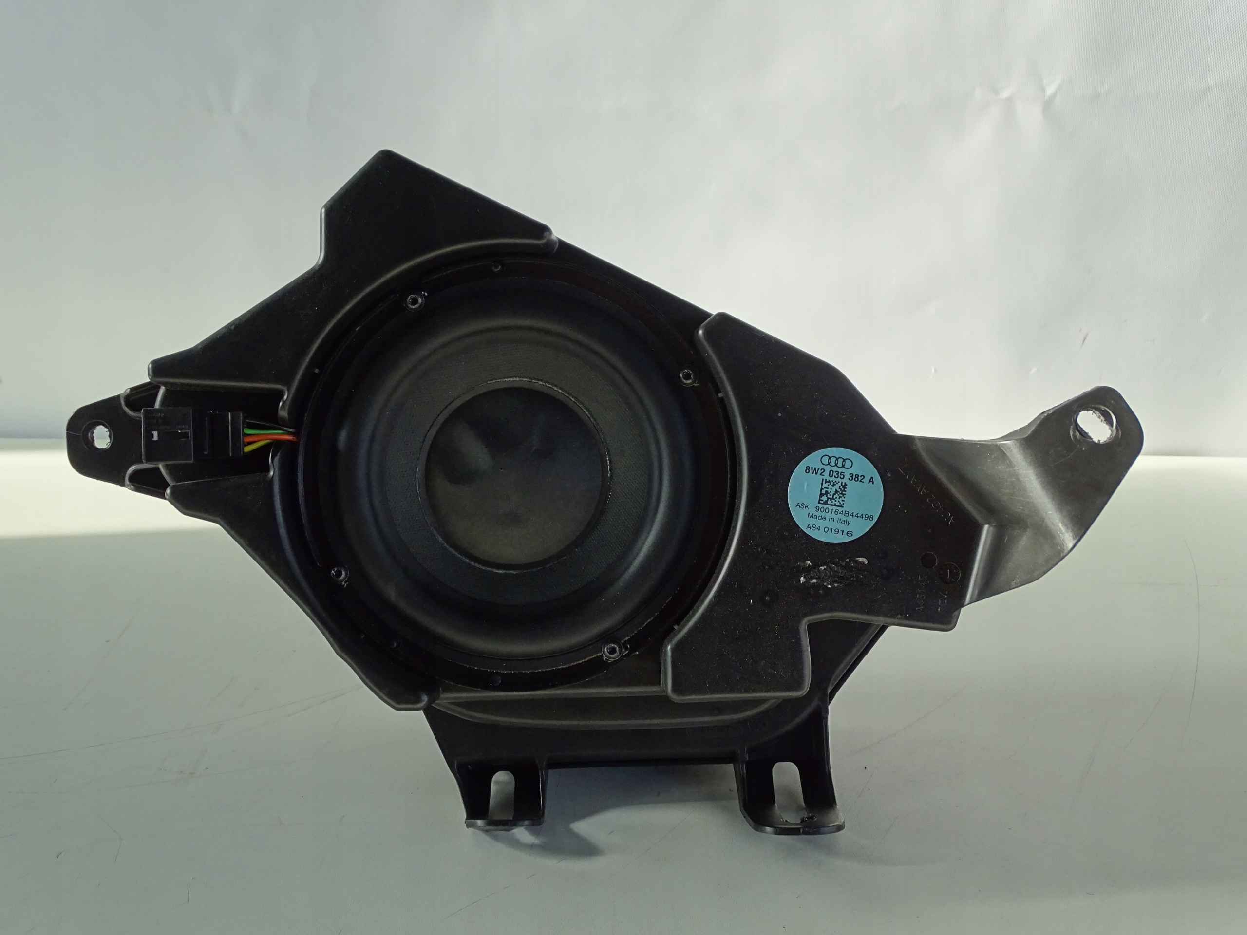 A4 8W Універсал сабвуфер BANG & OLUFSEN 8W2035382A