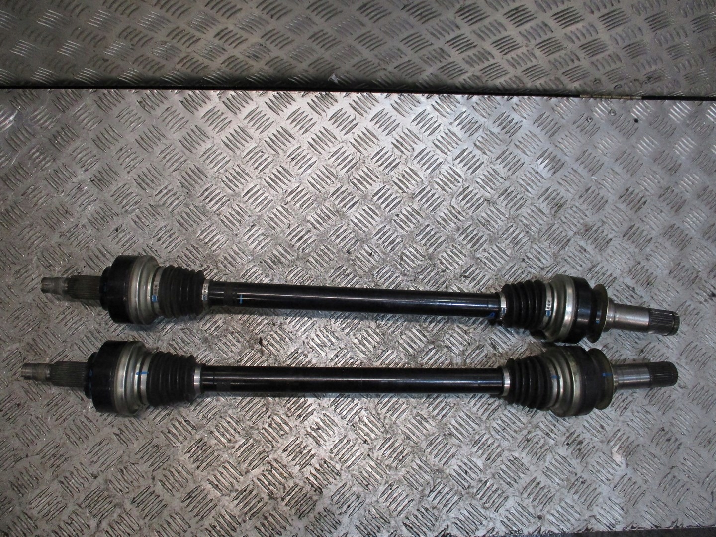 Polos polosie tyl ALFA ROMEO STELVIO 2 2D 18R