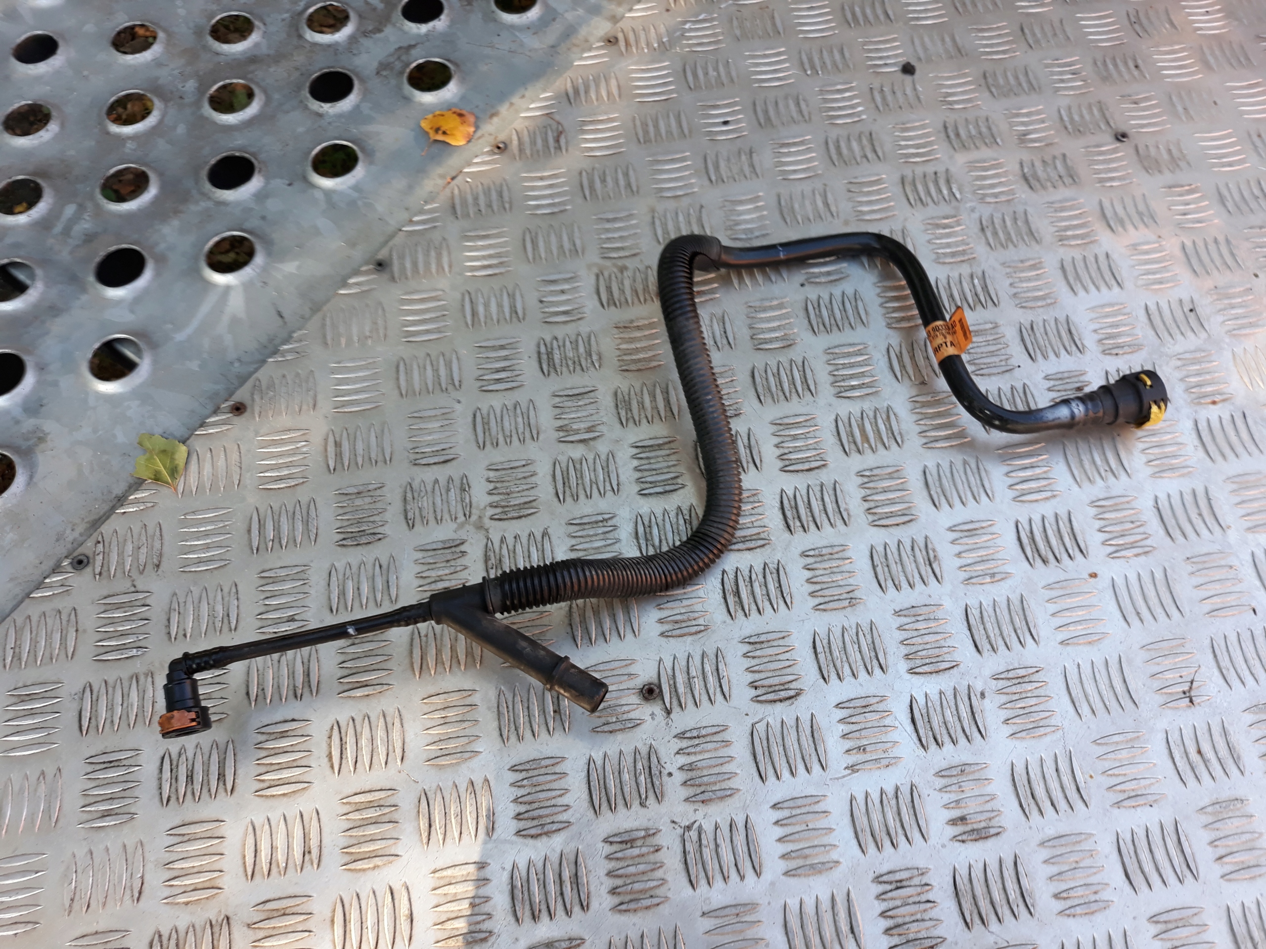 PRZEWÓD ZBIORNIKA PALIWA FORD FUSION MONDEO MK5