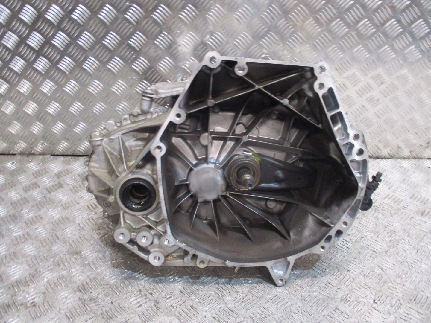 Getriebe Mazda CX3 1,5D 6TH0603312