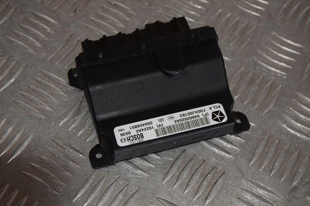 MODUŁ SENSOR DRZWI JEEP COMMANDER XK-WK 04602620AE Jakość części (zgodnie z GVO) Q - oryginał z logo producenta części (OEM, OES)