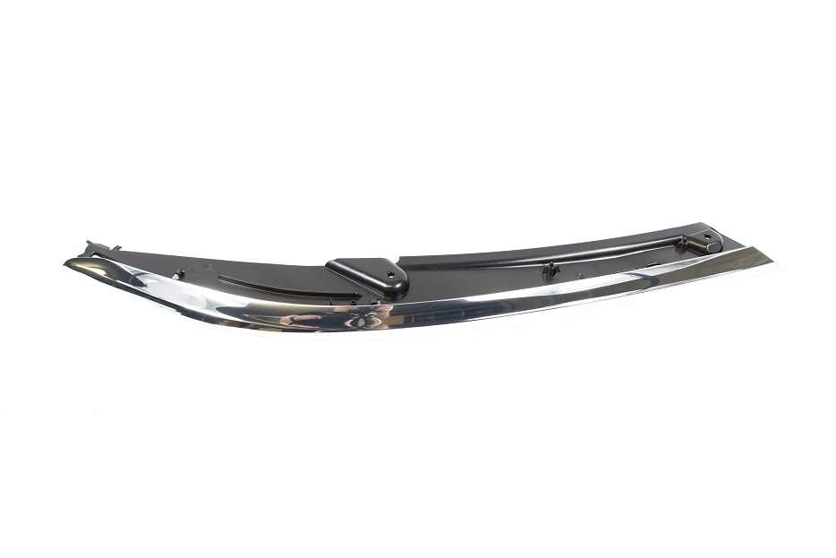 OSŁONA LISTWA REFLEKTORA VW Passat B8 prawa