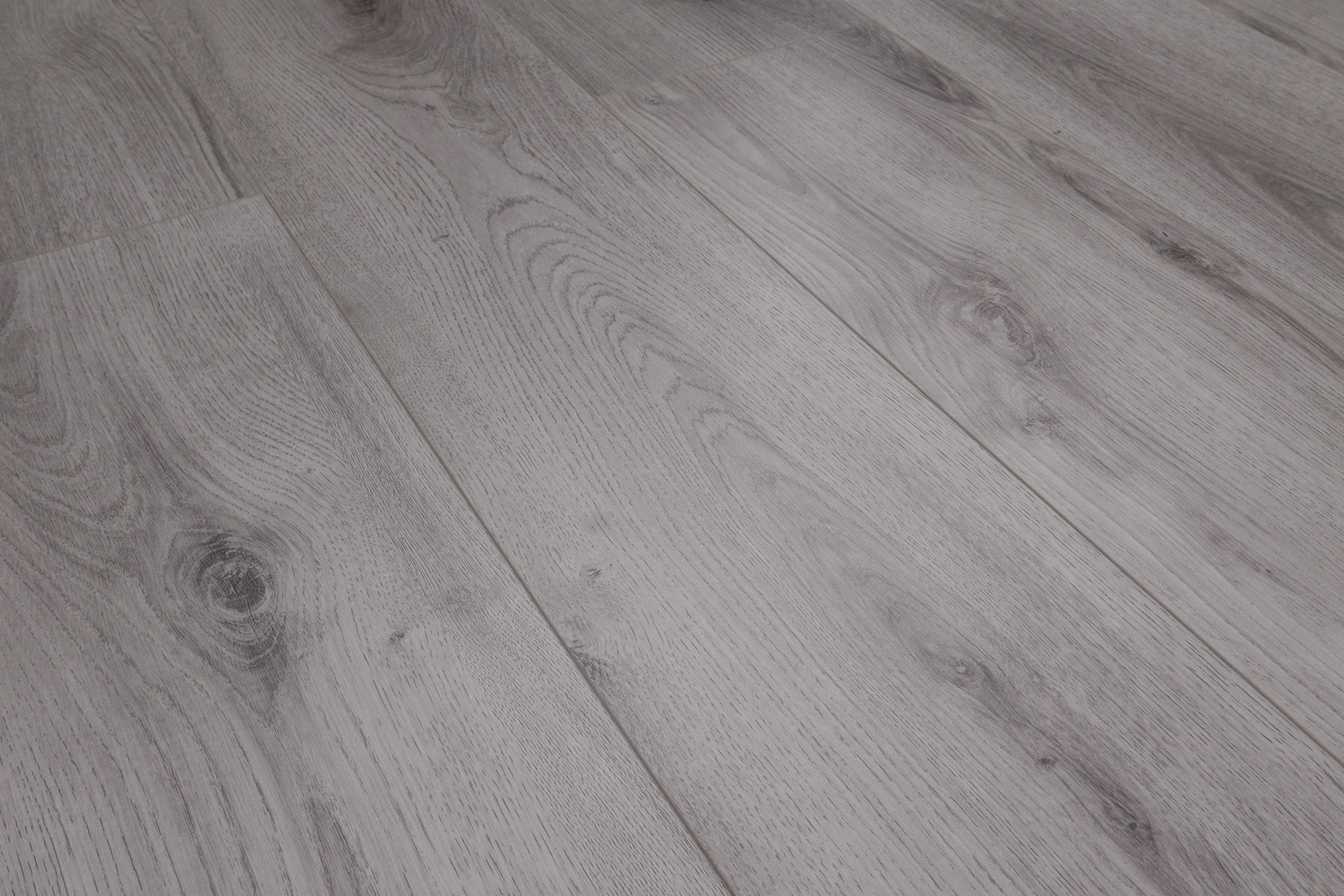 PANELE PODŁOGOWE KRONOTEX AC4 8MM SZER 24CM V4 Kolekcja ADVANCED PLUS