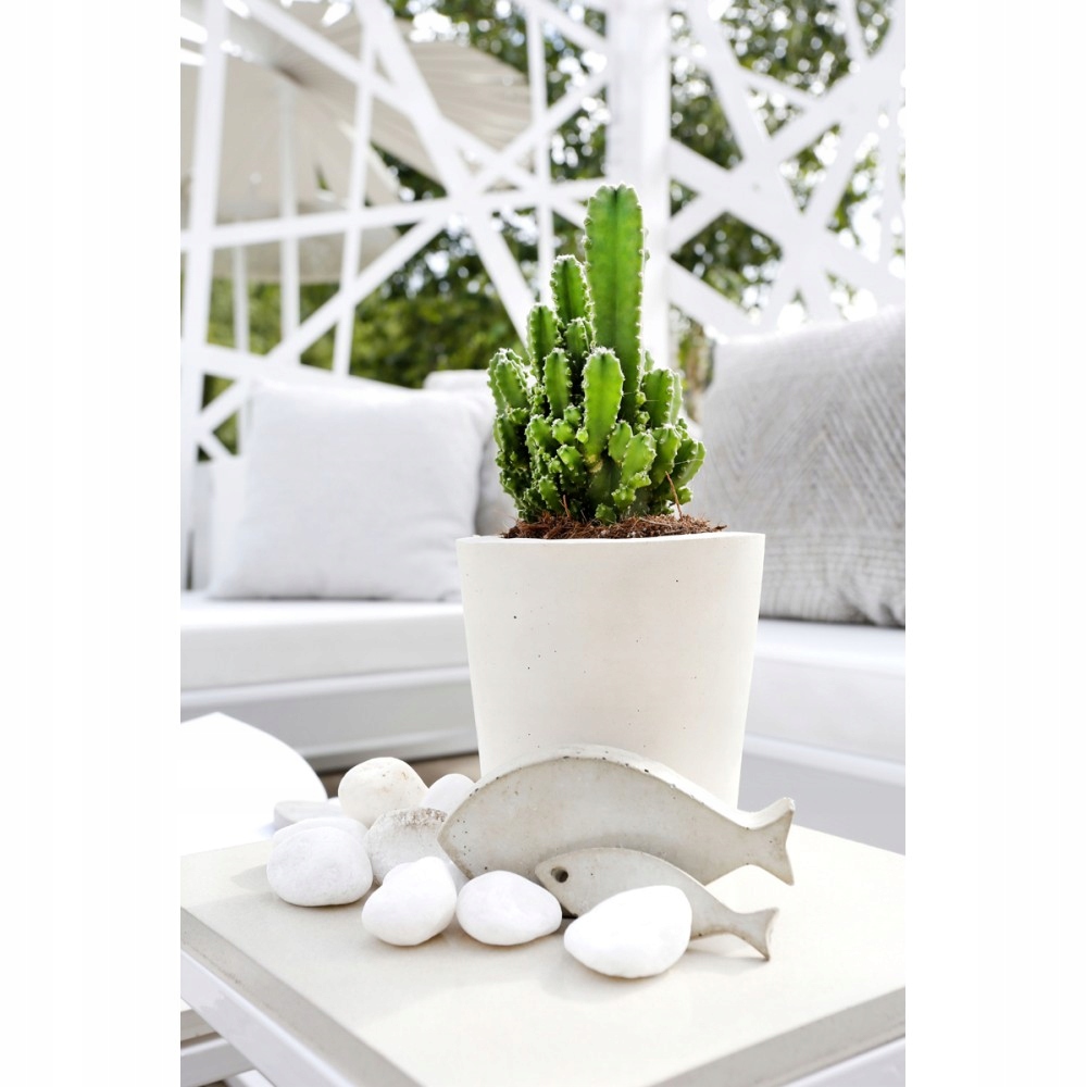 DONICZKA BETONOWA 14x15cm - BETON ARCHITEKTONICZNY Waga produktu z opakowaniem jednostkowym 2.5 kg