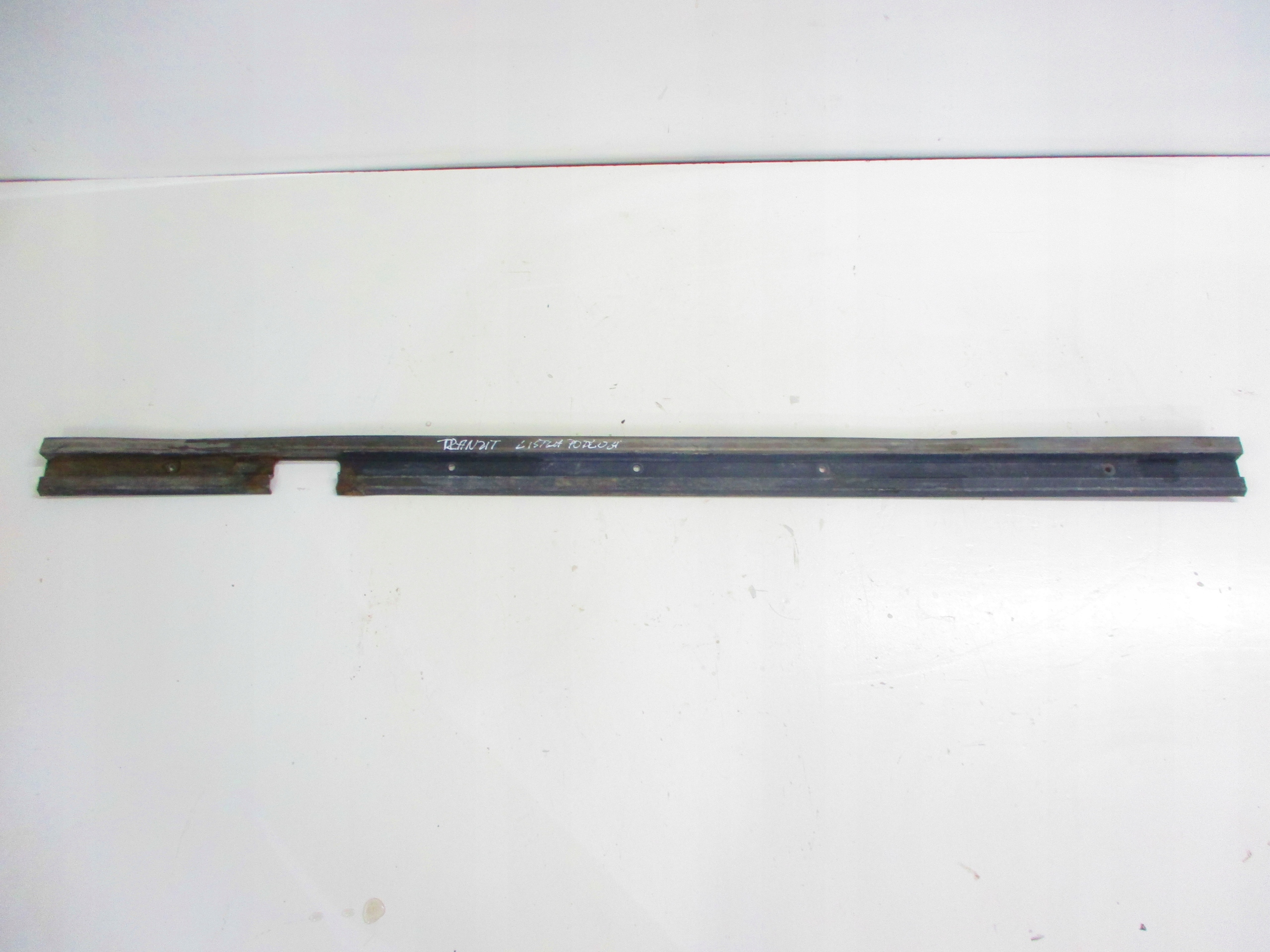 Ford Transit VI Prowadnica drzwi przesuwnych dolna