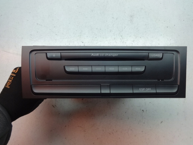 AUDI A5 07R-CD-чейнджер англієць 8T2035110C