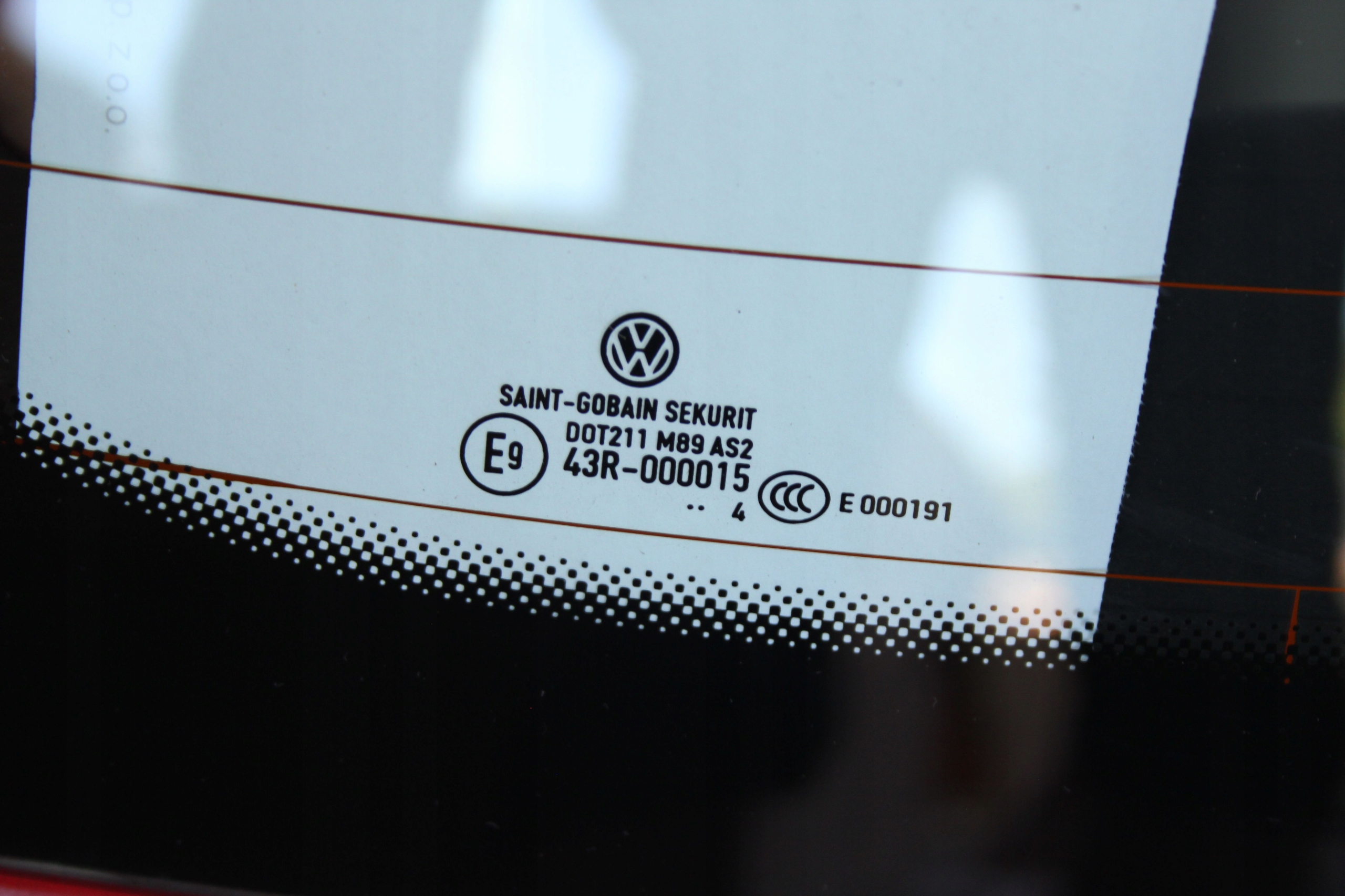 KLAPA BAGAŻNIKA VW POLO GTI CZERWONA Producent części Volkswagen OE