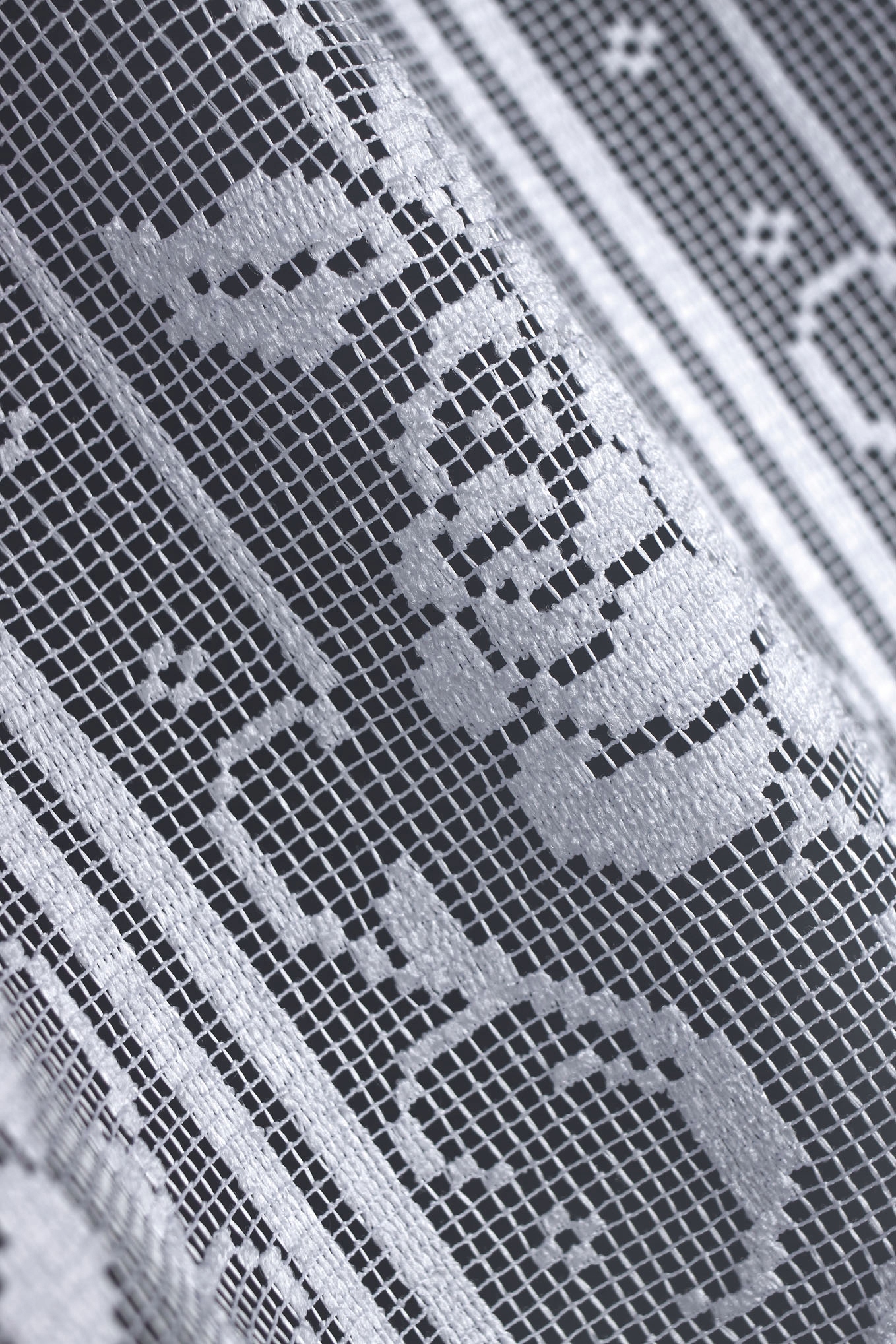 

Biały Lambrekin Żakardowy Wys 70 cm 32384