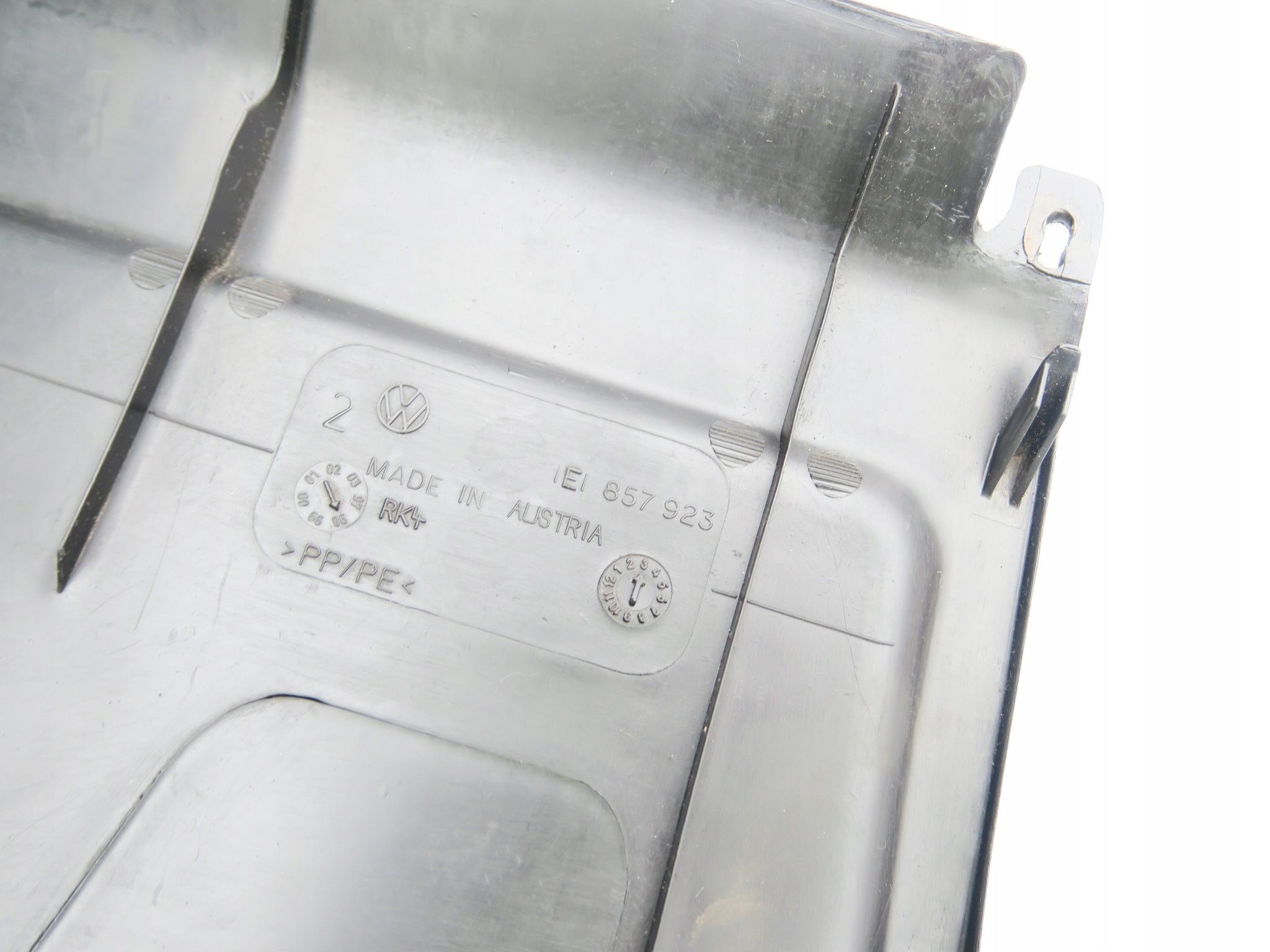 PLASTIK POD DESKĘ VW GOLF 4 IV MK4 CABRIO Producent części OEM