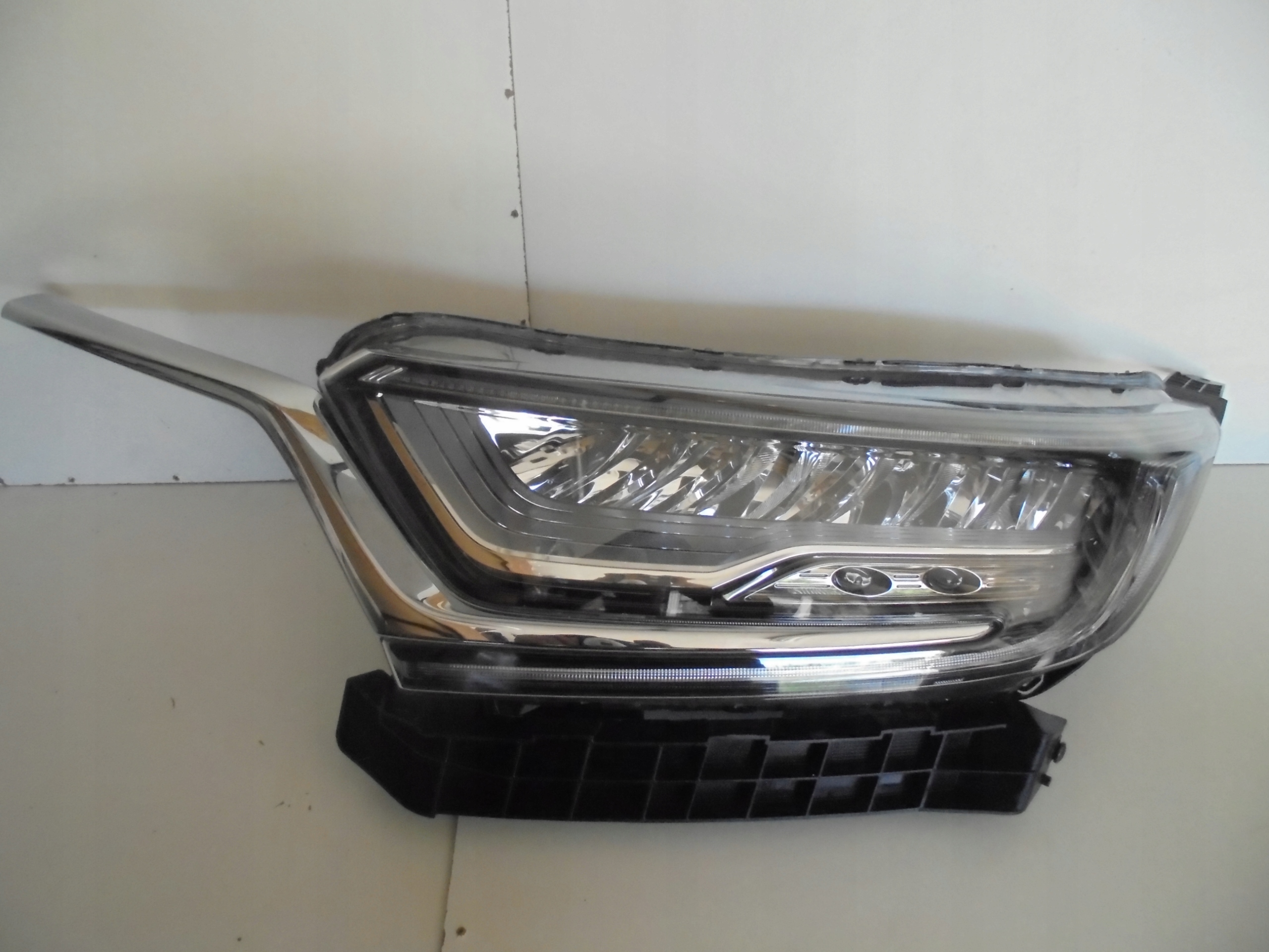 HONDA CR-V 19r> - lampa przednia lewa FULL LED