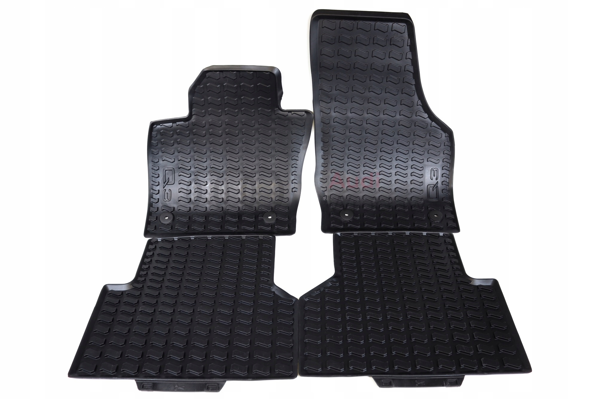 

Dywaniki Gumowe Przód Tył Audi Q3 Oryginał Komplet