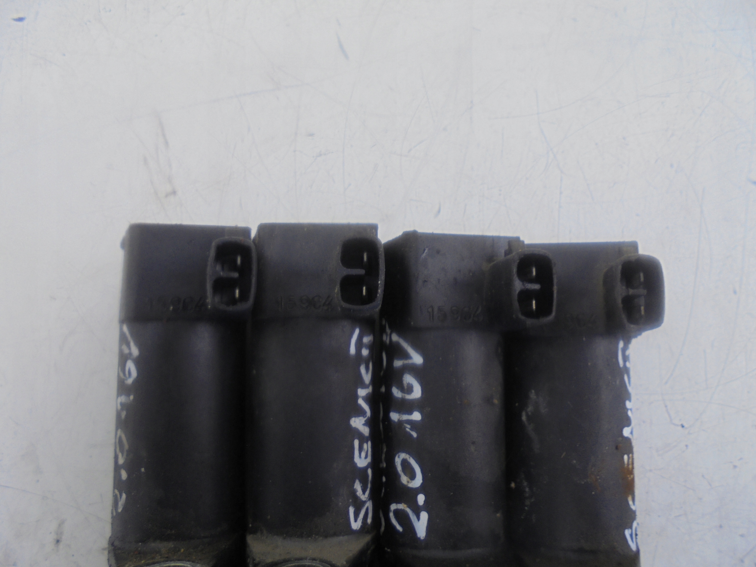 CEWKI ZAPŁONOWE RENAULT SCENIC II 2.0 16V Producent części Renault