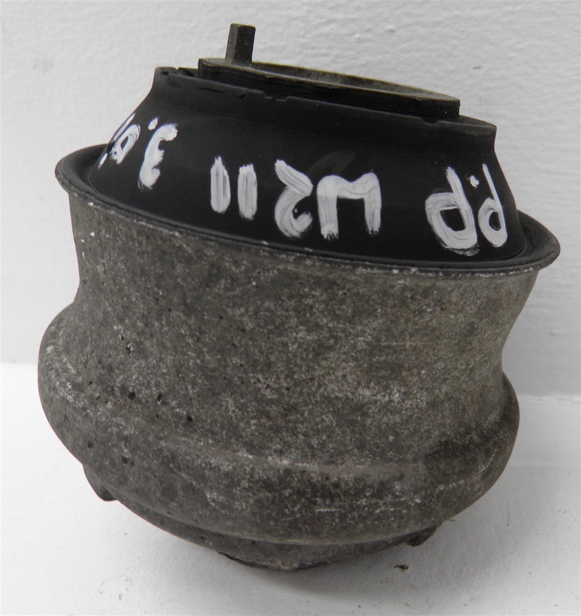 подушка Двигателя MERCEDES W211 3.0 3.5 V6