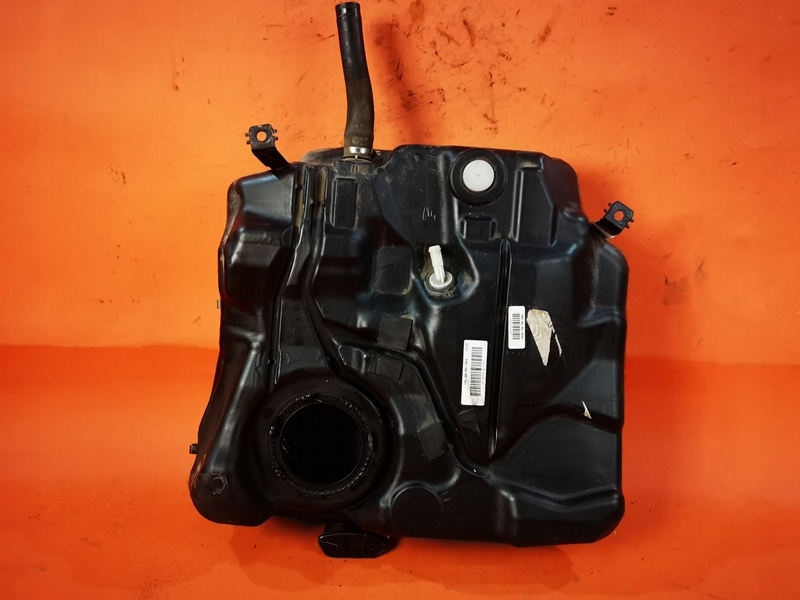 Volvo V40 II 2016 D2 бак топливный бак 31372505