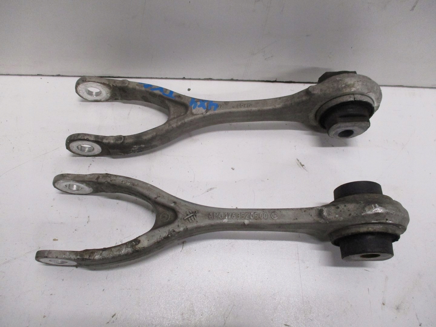 QUERLENKER HECK MERCEDES A KLASA 176 AMG