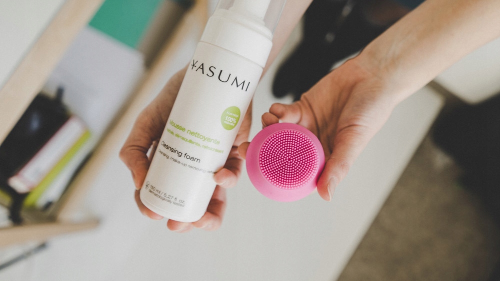 Soniczna szczotka do twarzy - Nuno XS od YASUMI Stan opakowania oryginalne