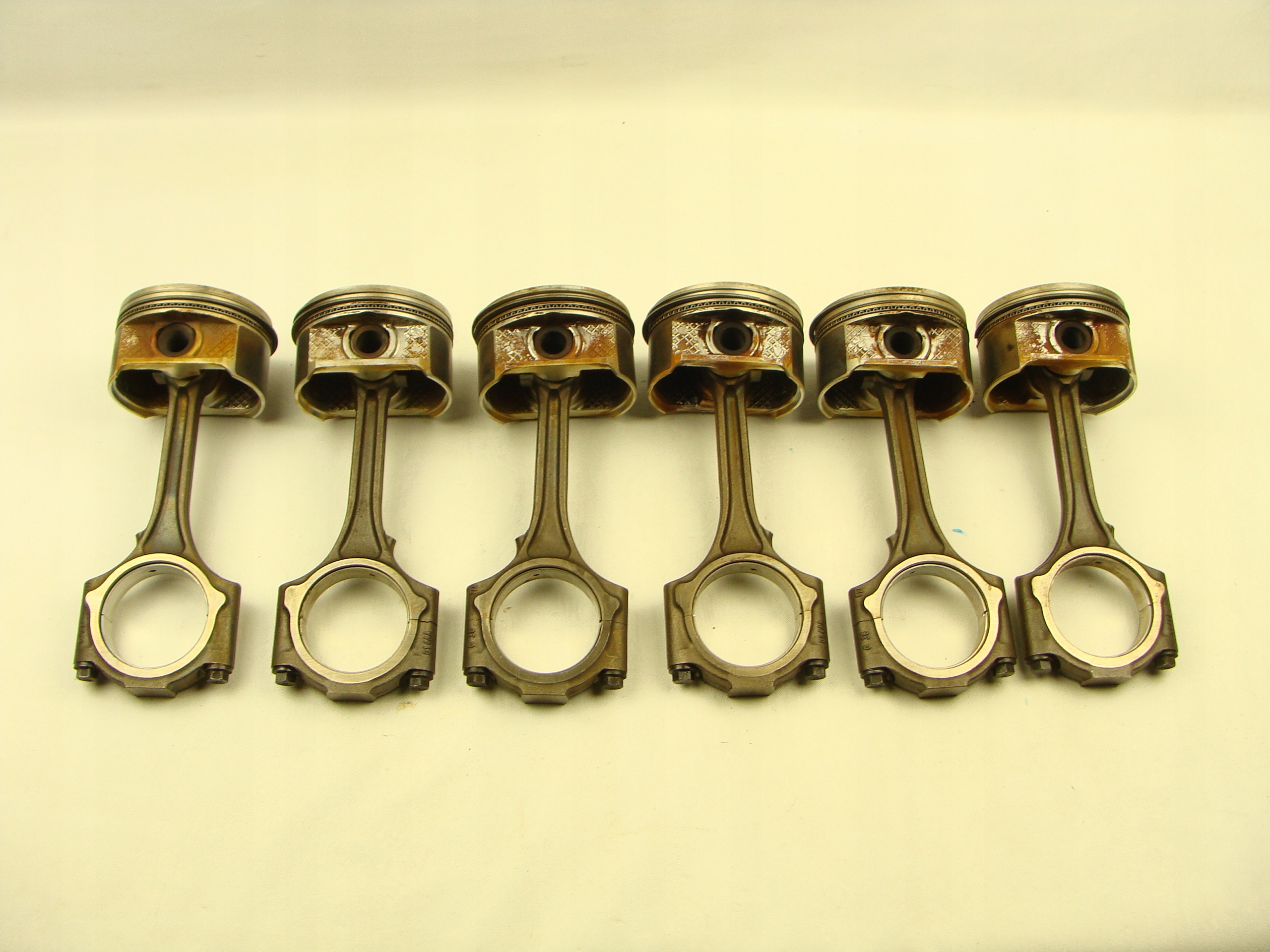 TŁOKI KORBOWÓD CHRYSLER VOYAGER 3.3 V6