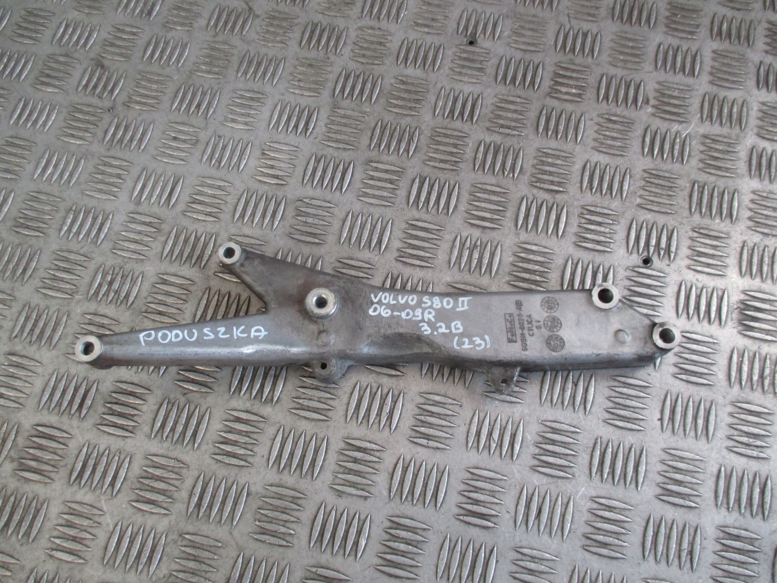 лапа Двигателя volvo S80 II 06-09 3.2 b
