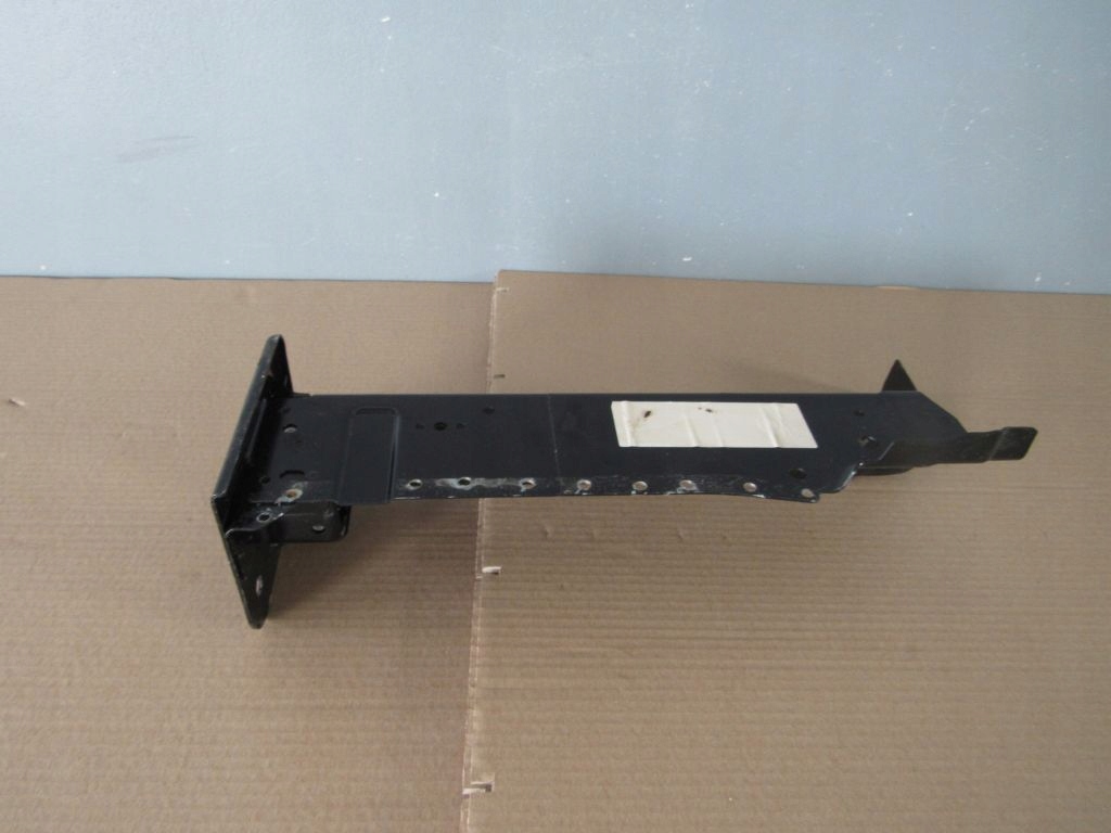 MERCEDES W205 A2056102201 PODŁUŻNICA TYŁ