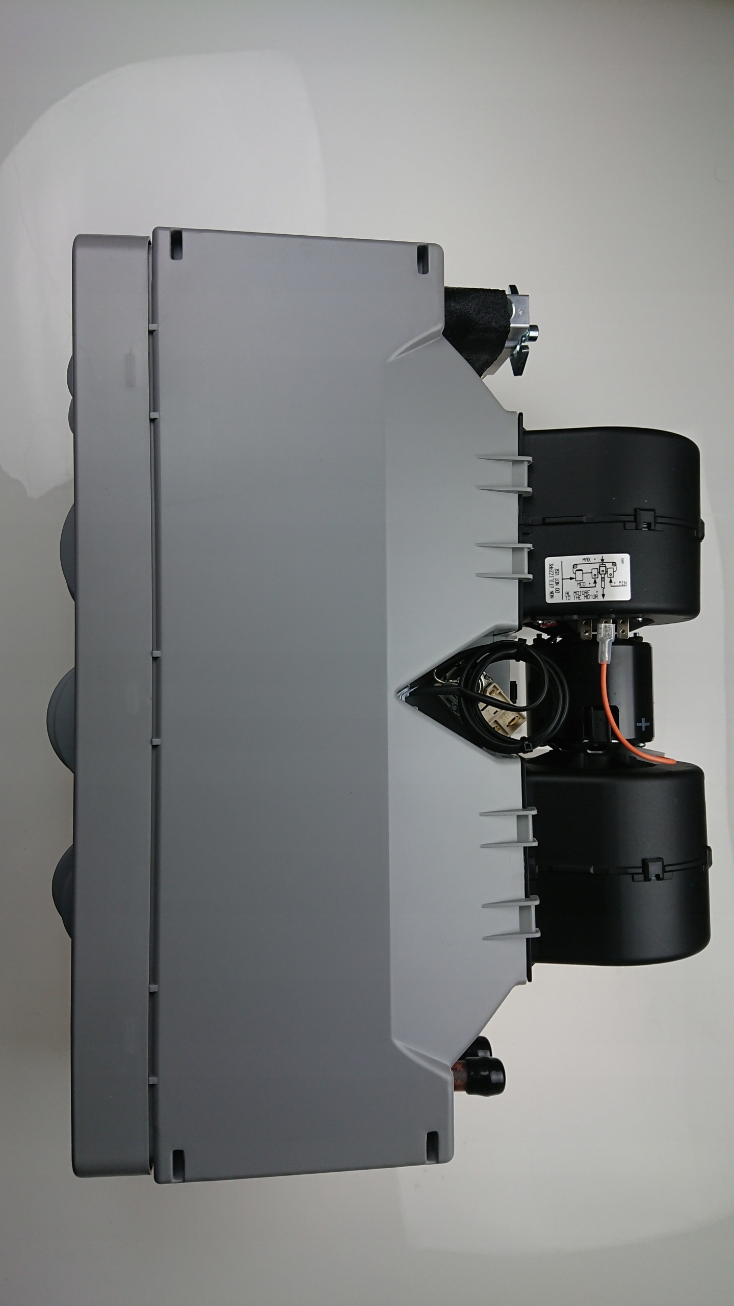 868480 - EVAPORATOR-HEATER 12V УНИВЕРСАЛЬНАЯ ШИНА ЛЕКАРСТВА