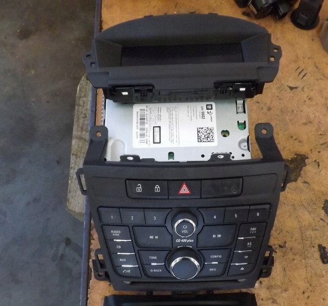 OPEL ZAFIRA C RADIO WYŚWIETLACZ PANEL