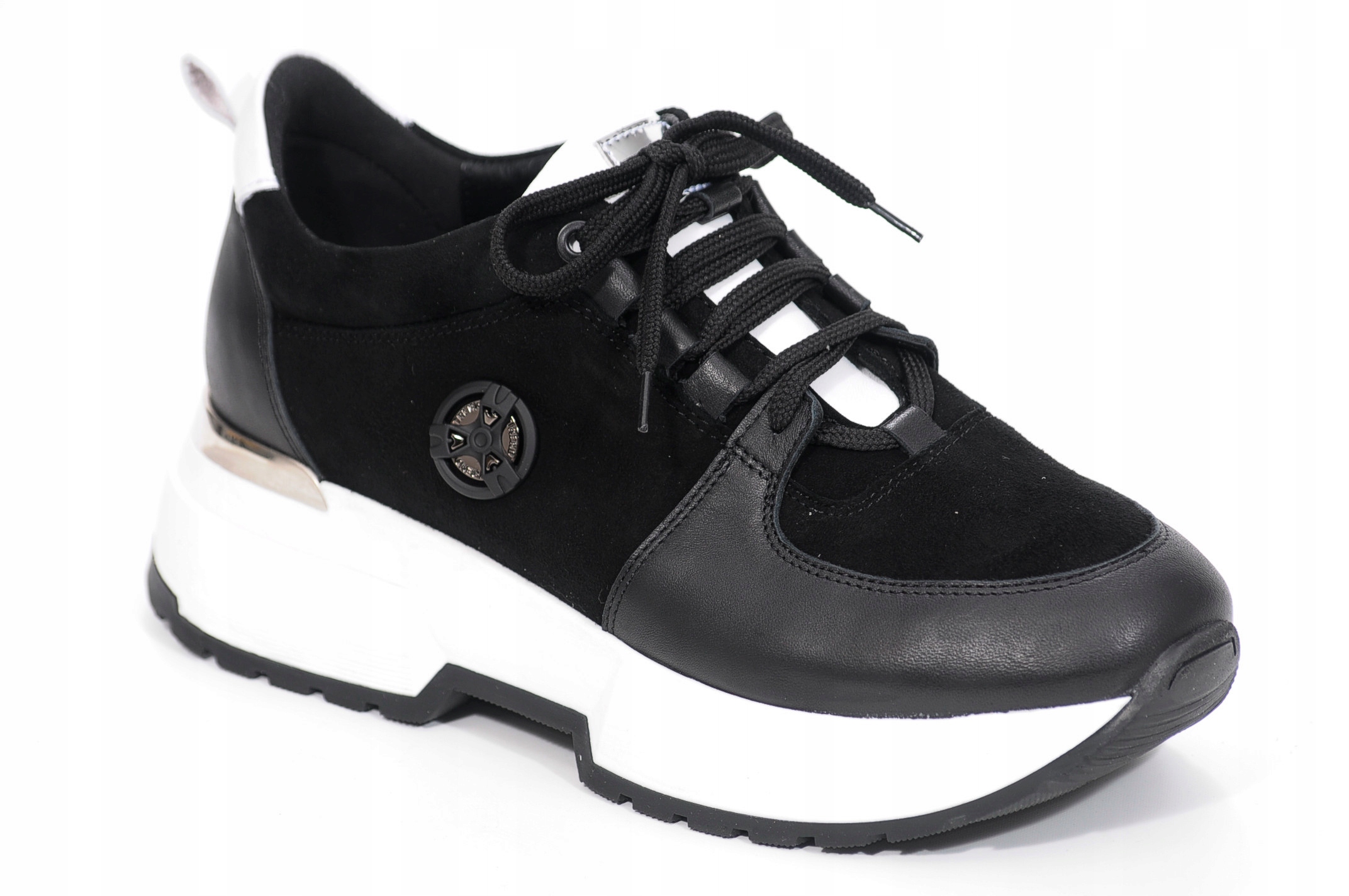 Sneakersy Nessi 19652 Czarne Rozmiar 38