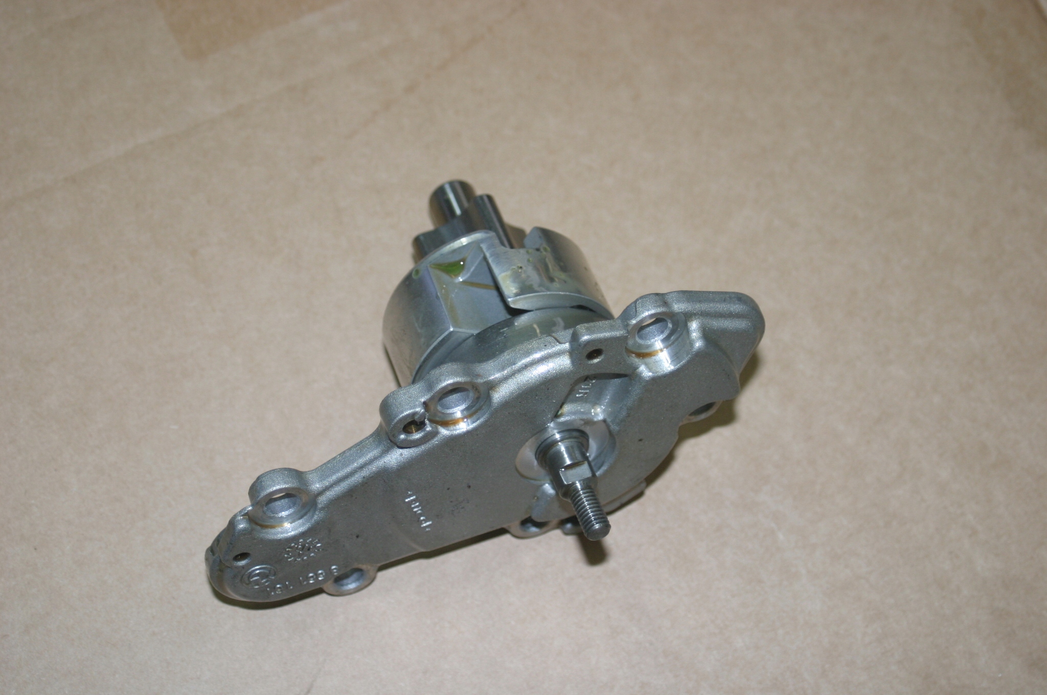 BMW GS RT масляный насос оригинальный гидроцилиндр