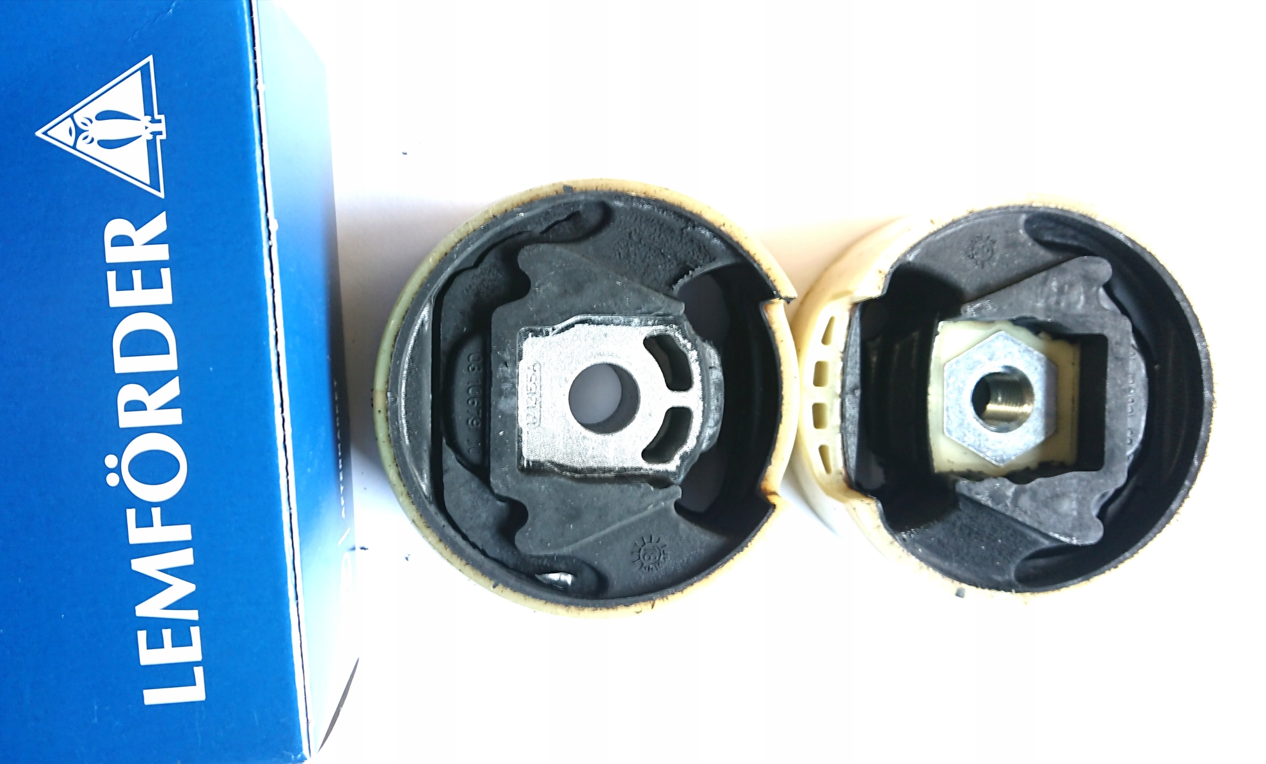 

2X Lemforder Poduszki Skrzyni Silnik Vw Passat B6