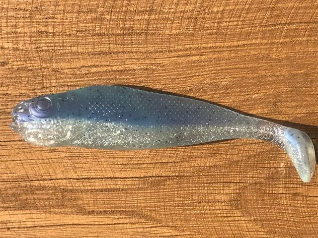 

Guma Realistic Shad Matusiak Jazgarz 7 009 Nowa