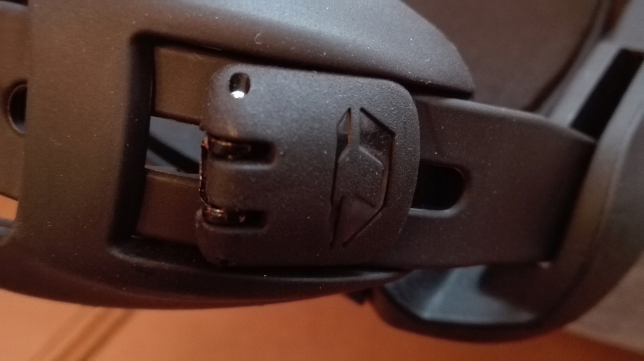 PASEK+MOCOWANIE DOLNEGO STRAPU WIĄZAŃ DRAKE...kpl Model Mocowanie i pasek