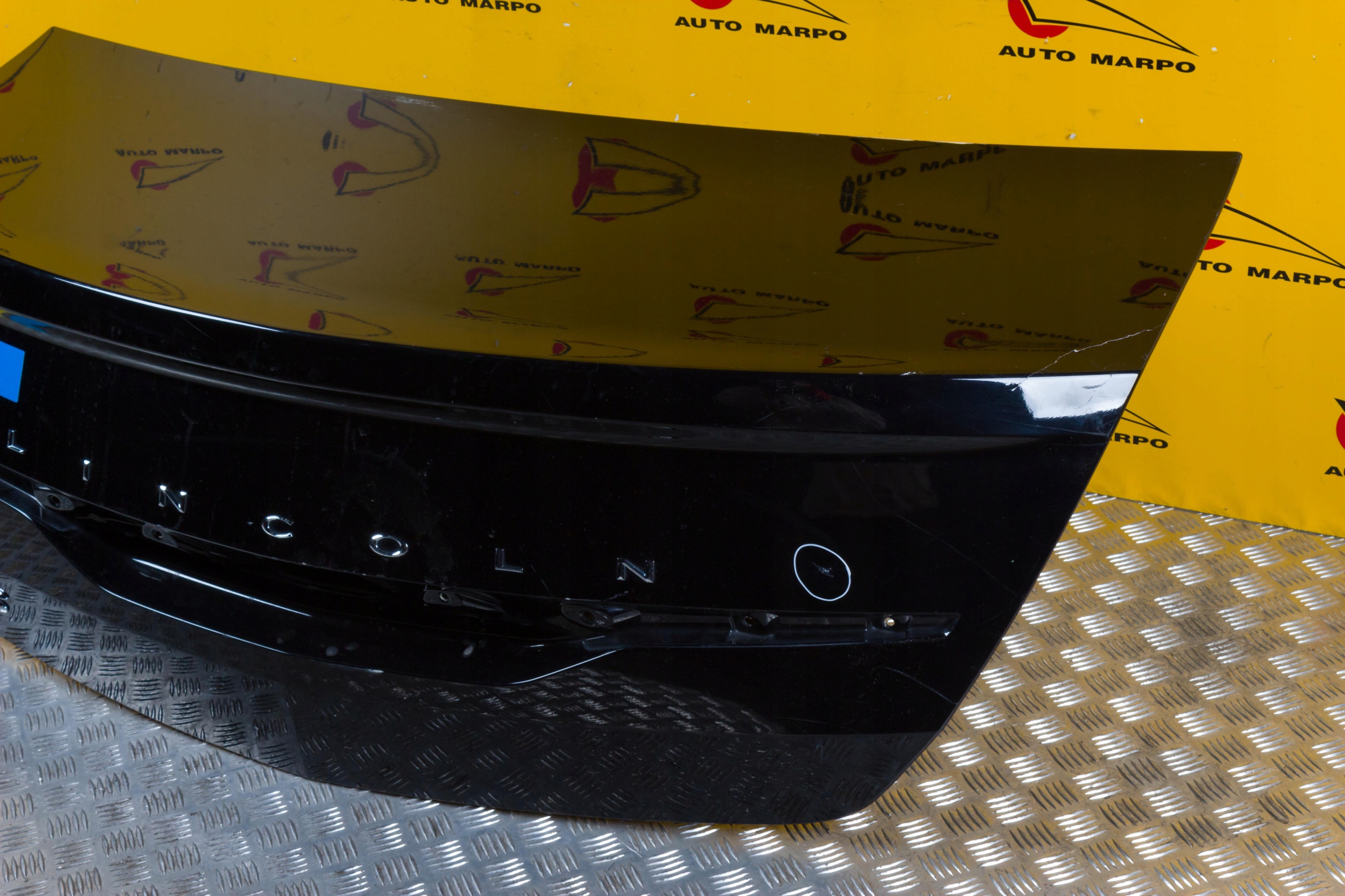 LINCOLN MK MKS 2015 2016 KLAPA TYŁ TYLNA BAGAŻNIKA Typ samochodu Samochody osobowe