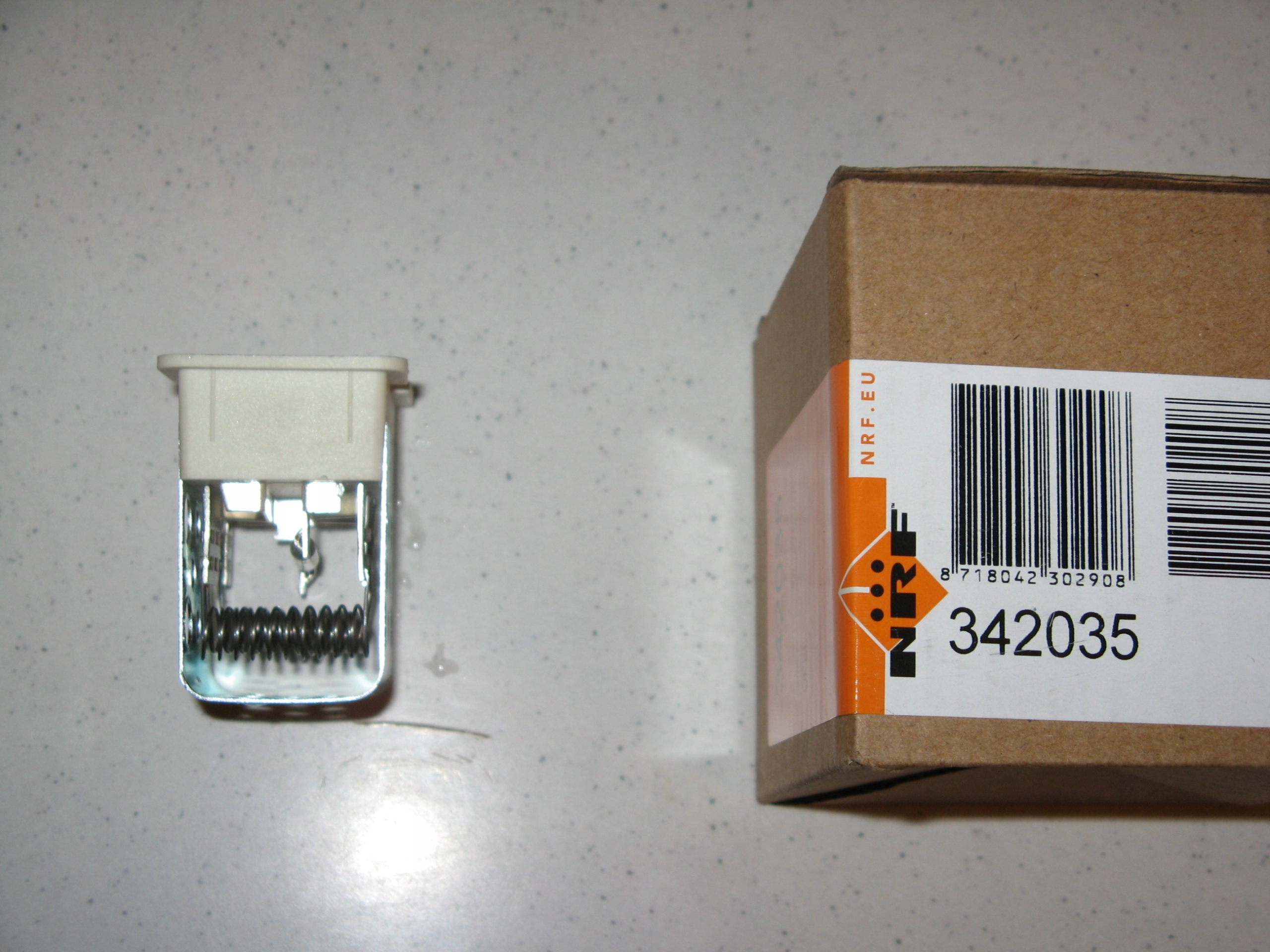 OPORNIK WENTYLATORA OPEL ZAFIRA A Numer katalogowy części 342035