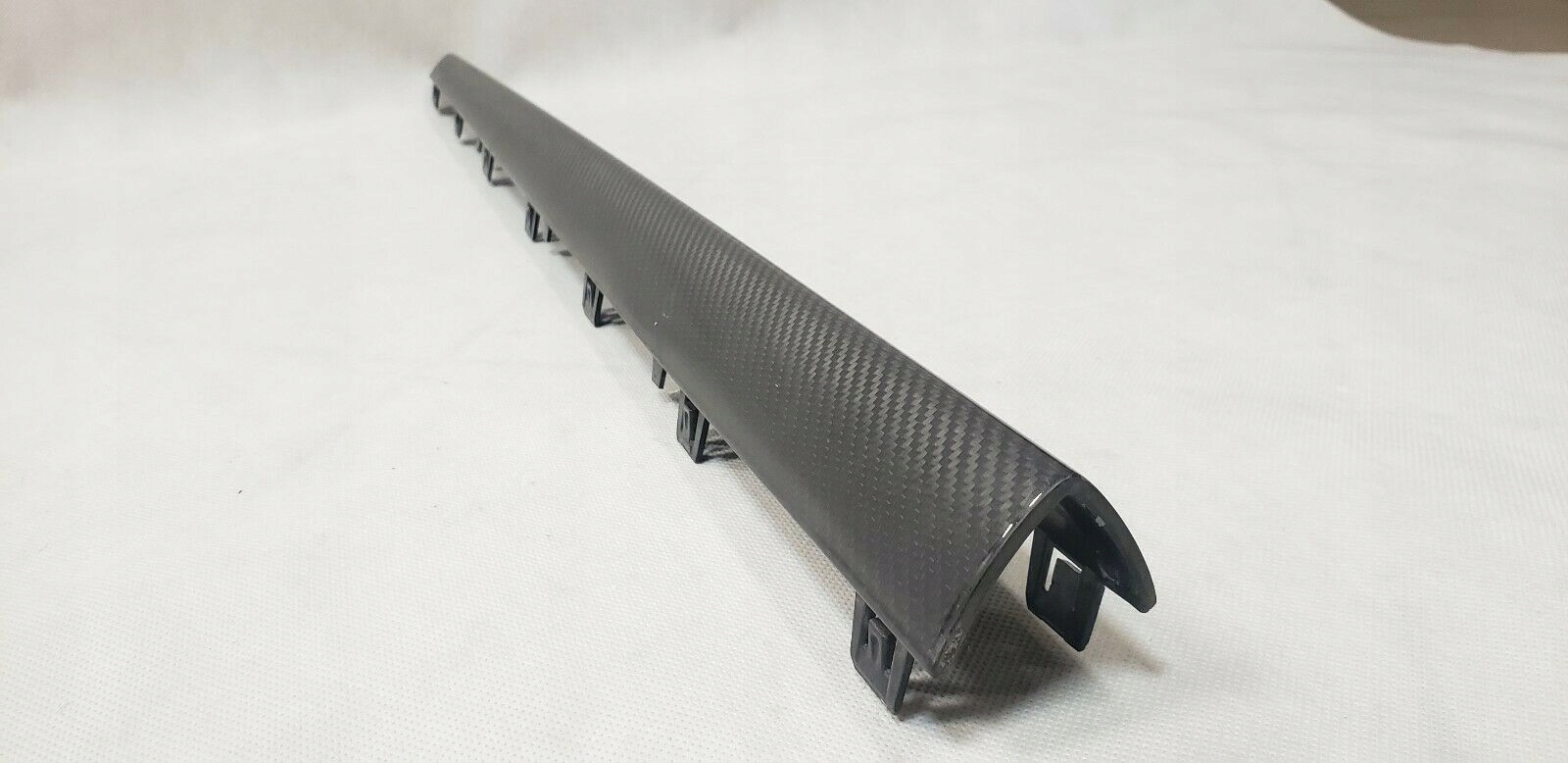 LISTWA ZDERZAKA MERCEDES W222 AMG CARBON PRAWA Car type Passenger cars